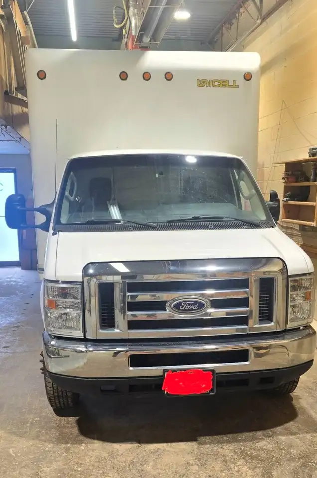 2016 Ford E-450