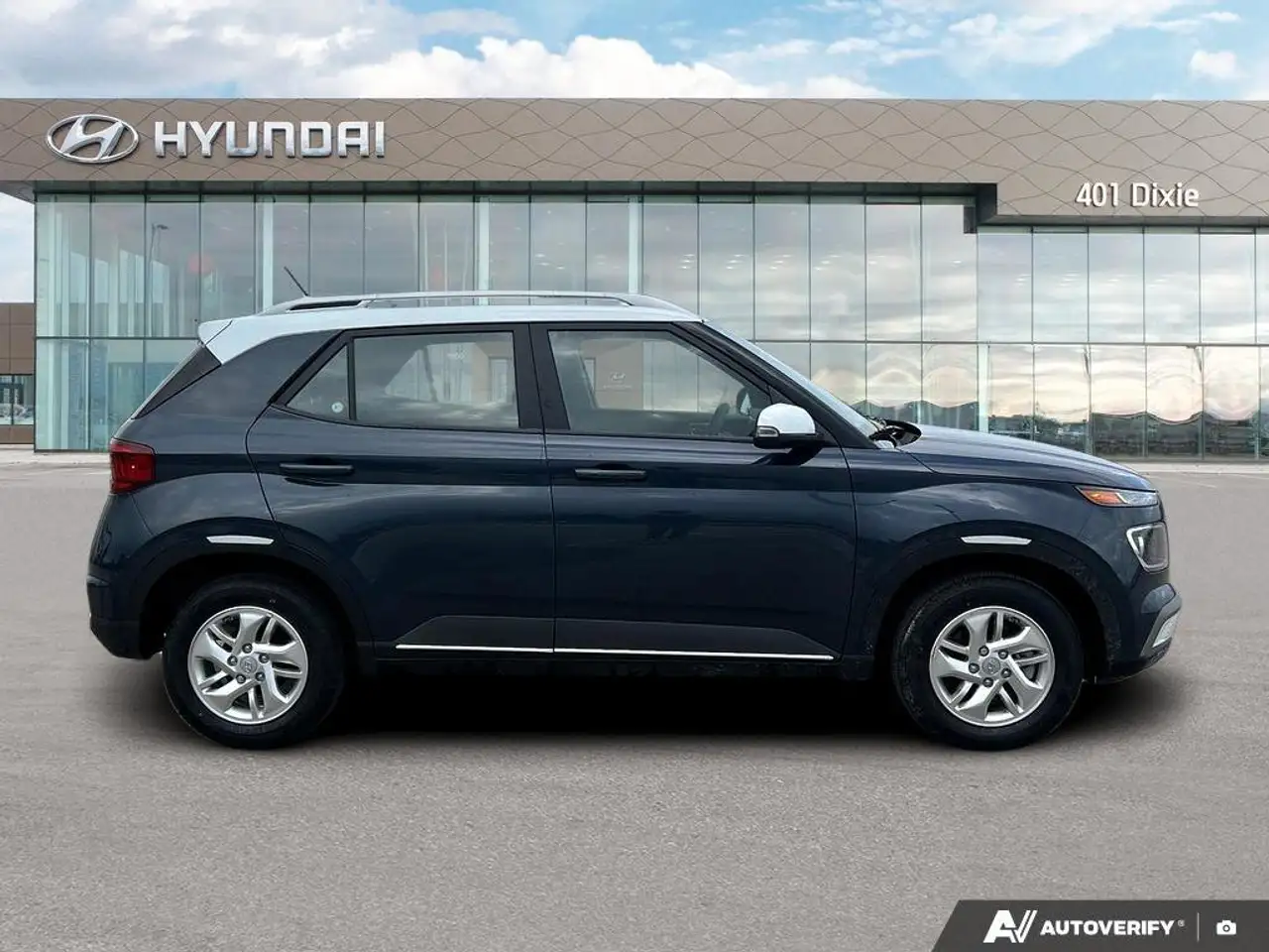 Hyundai Venue снимка Hyundai Venue