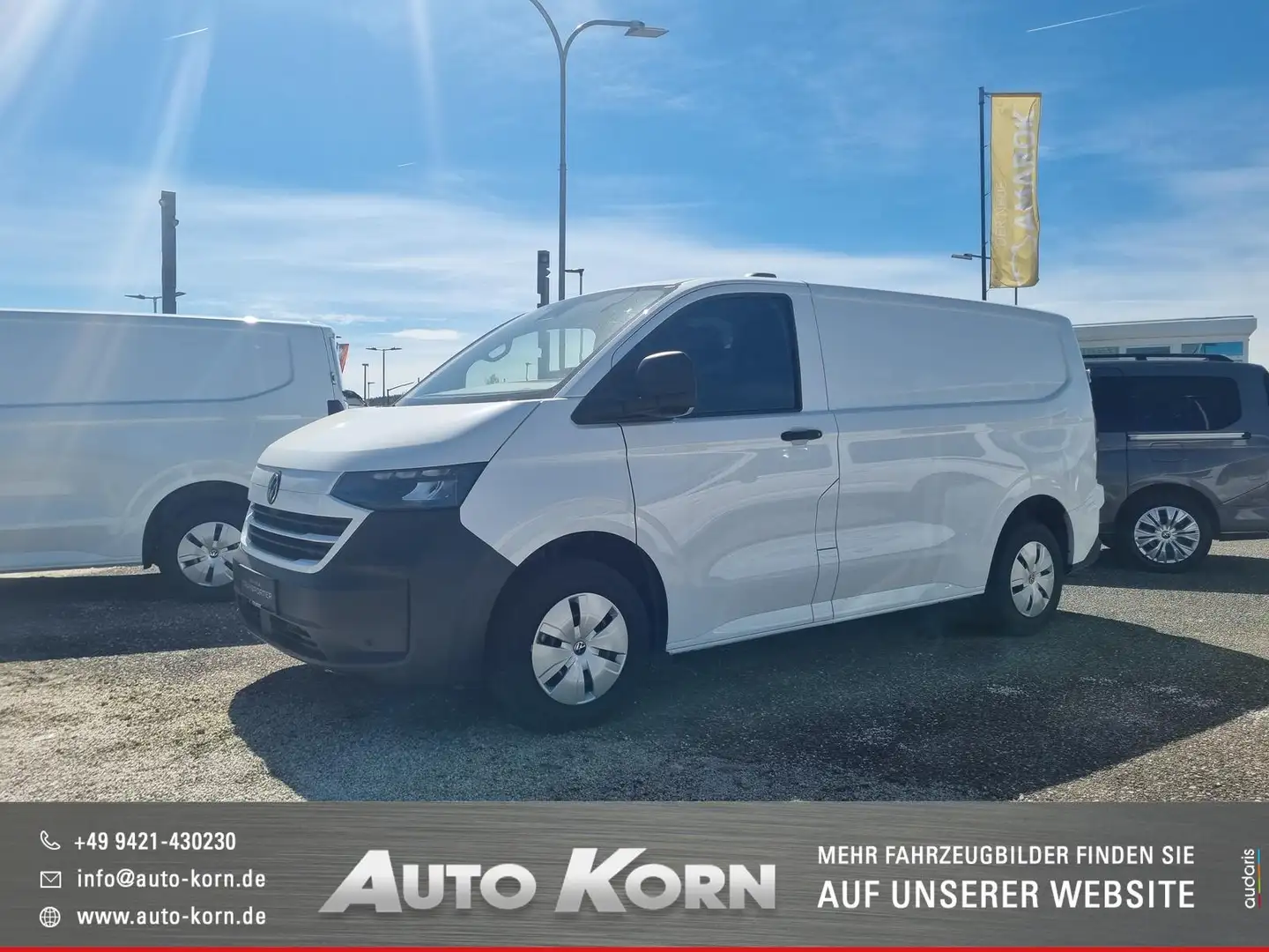 Volkswagen T7 Transporter Kastenwagen 2.0 TDI Blanc - 1
