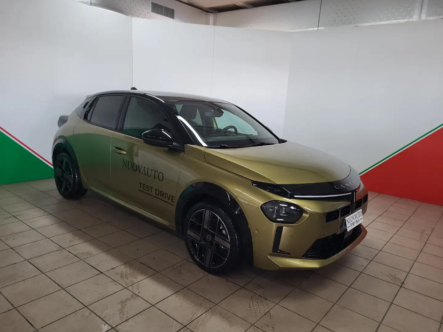 Lancia Ypsilon Hybrid e-DCT LX Or - 2