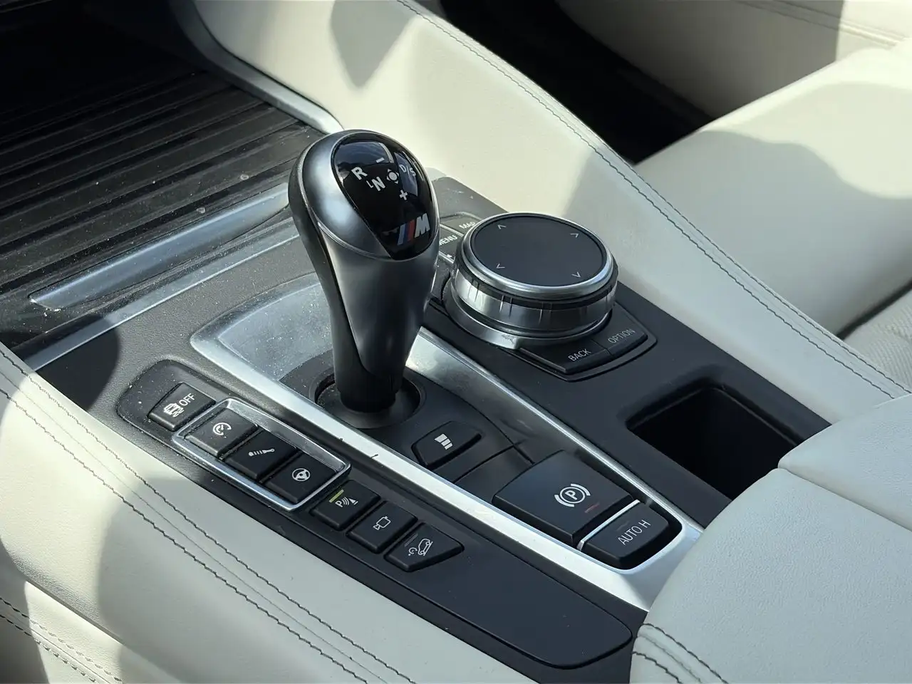 BMW X6 M снимка BMW X6 M