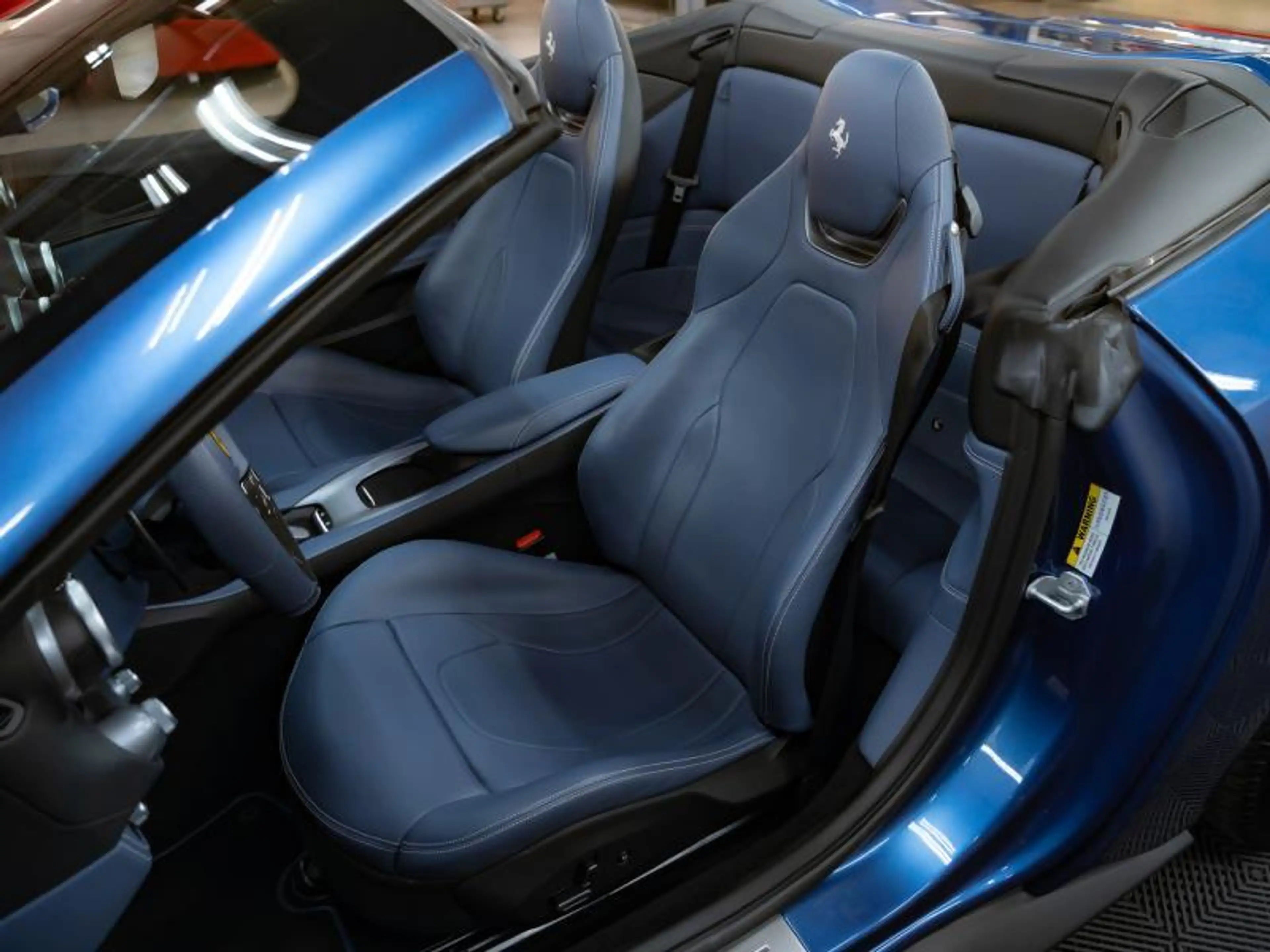 Ferrari Portofino — photo 11