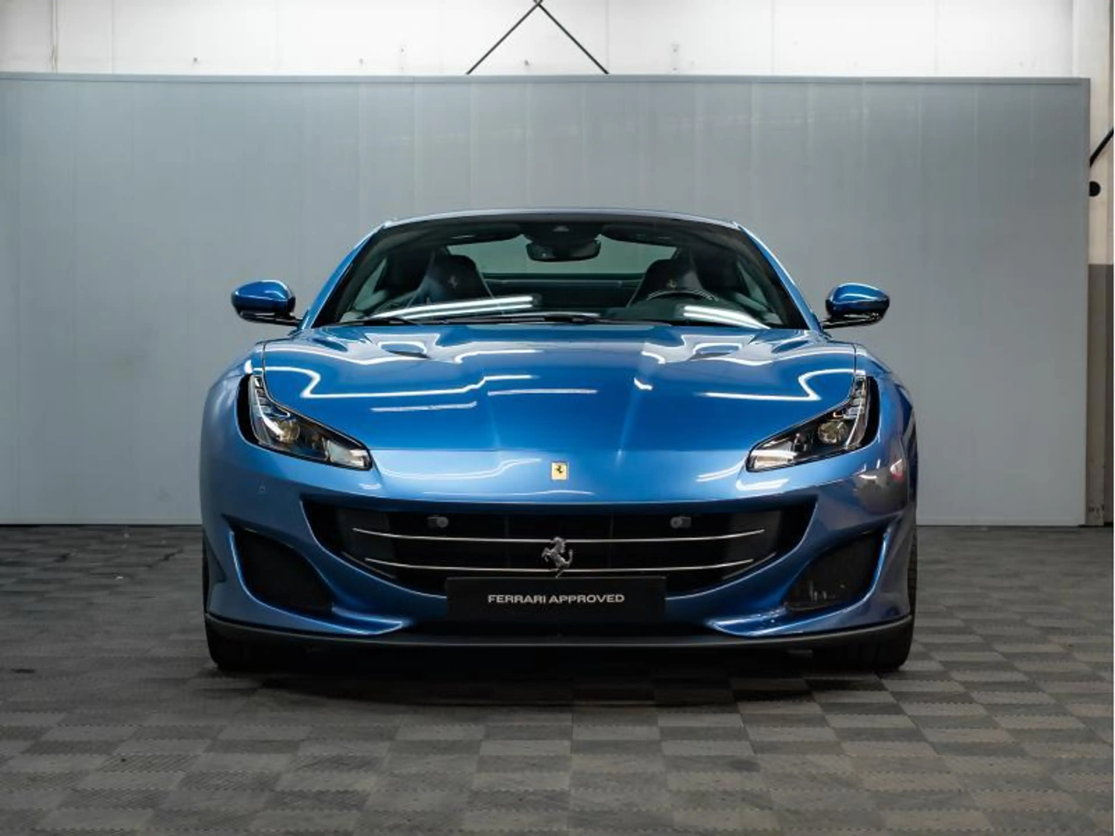 Ferrari Portofino — photo 8