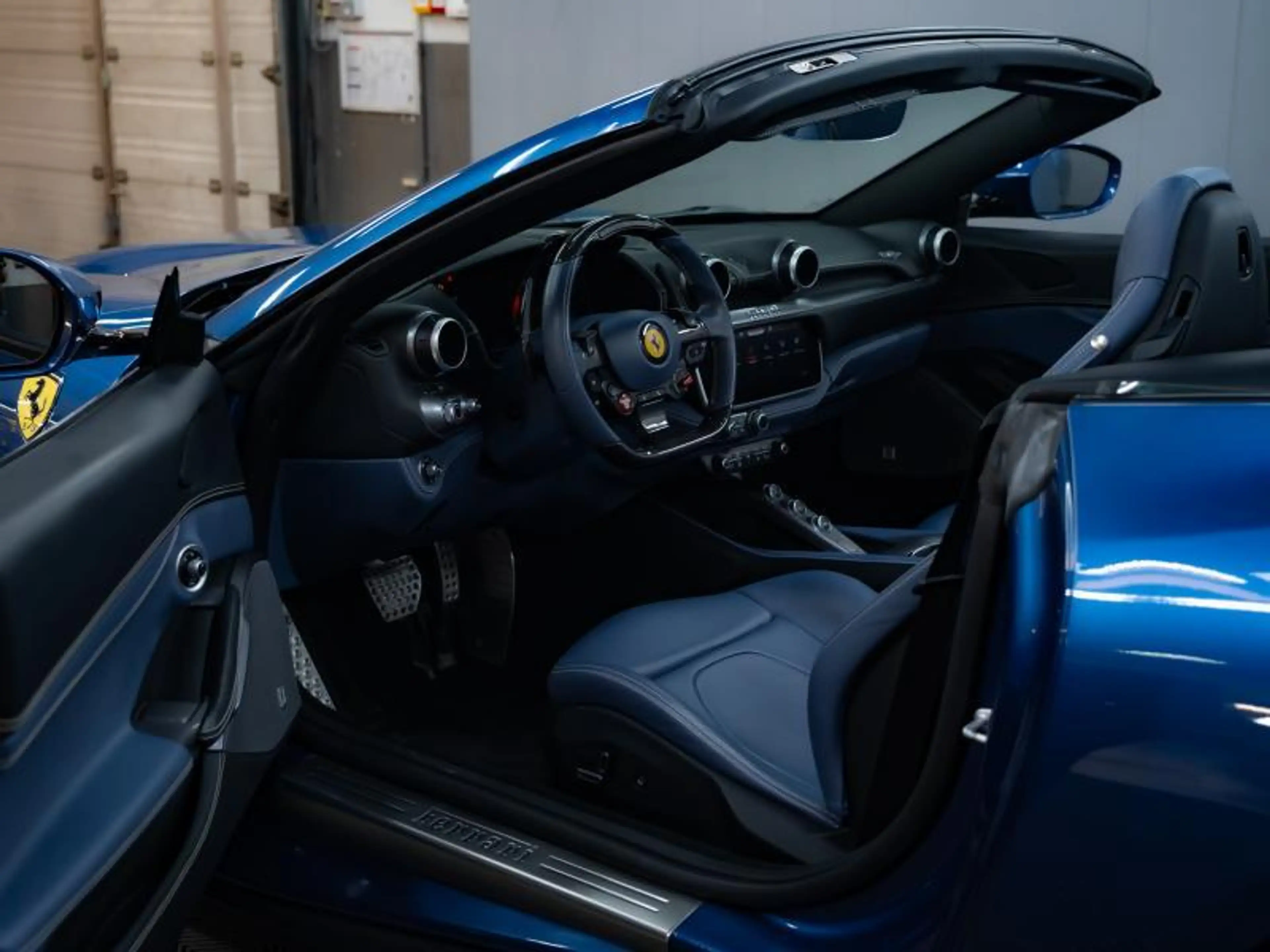 Ferrari Portofino — photo 10