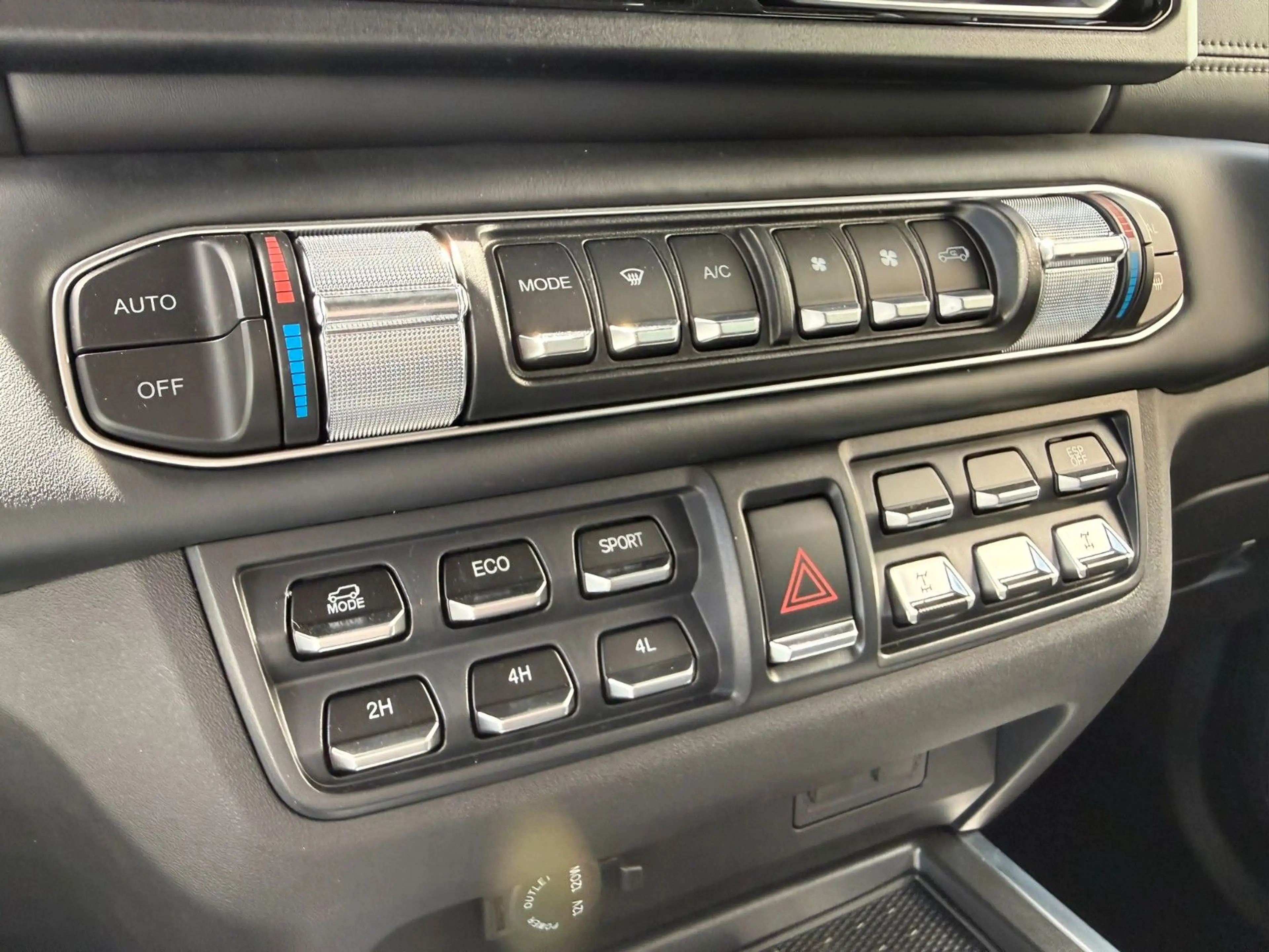 BAW 212 Seilwinde/Suchscheinwerfer/360°/4x4 — photo 11
