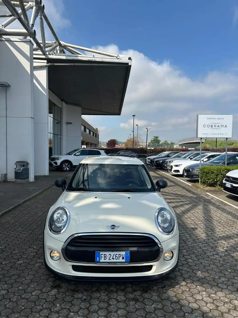MINI Cooper D 1.5 Cooper D 5 porte NEO PATENTATI Beige - 1