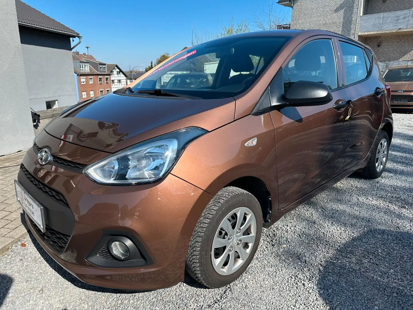 Hyundai i10 Classic Brown - 2