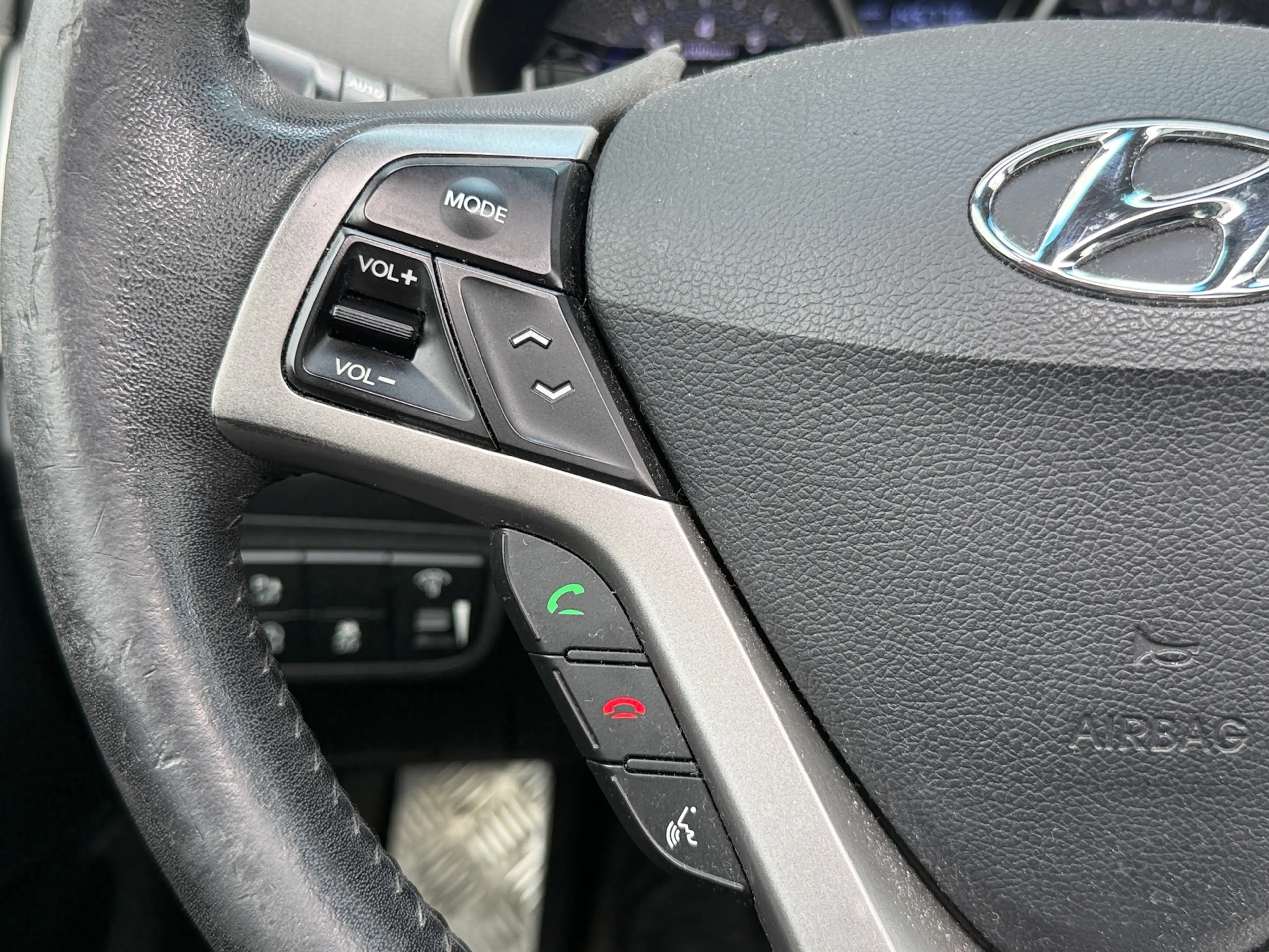 Hyundai VELOSTER 1.6 GDI i-Catcher / Start-Stop / SCHUIFDAK — photo 15