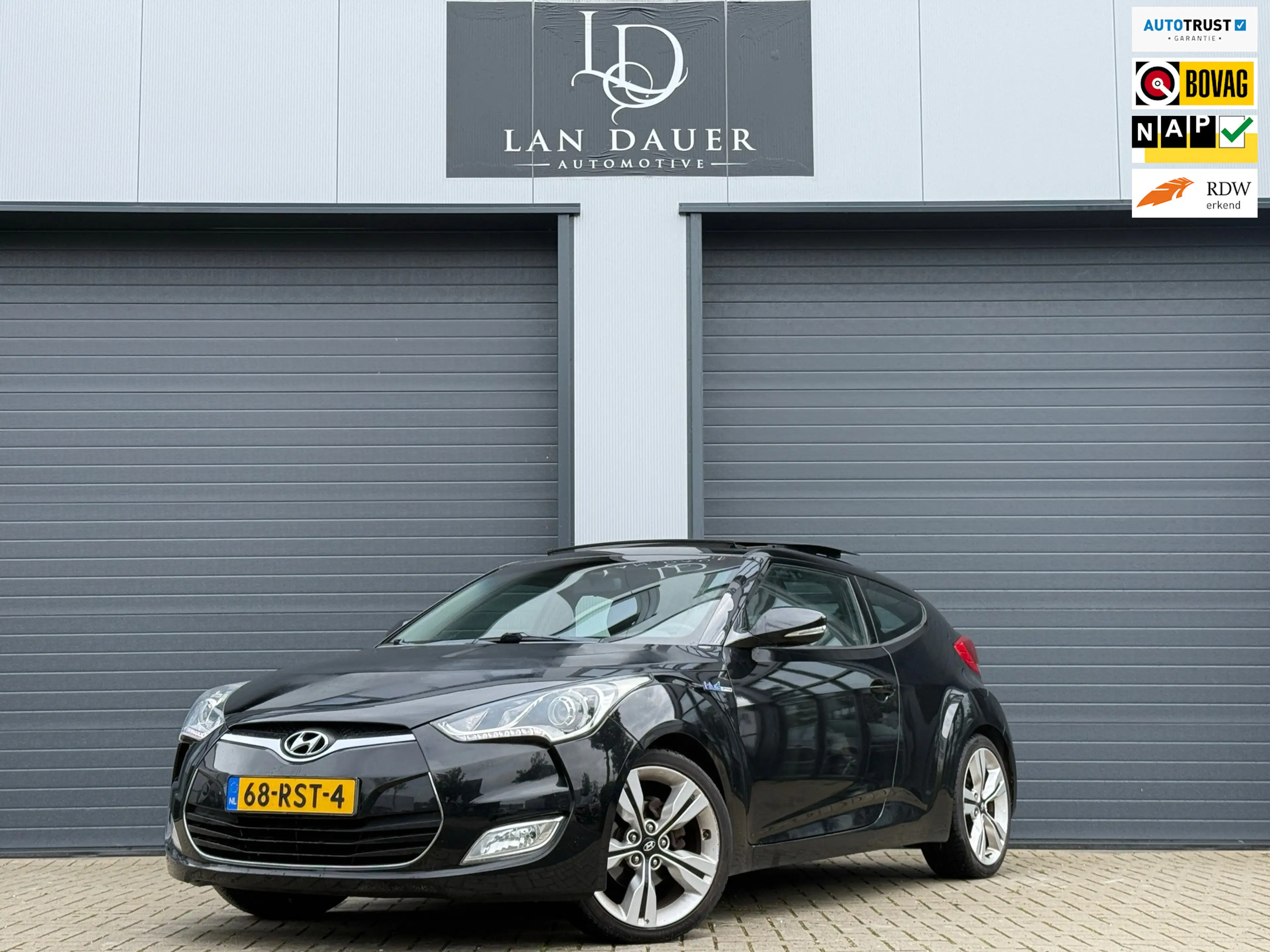 Hyundai VELOSTER 1.6 GDI i-Catcher / Start-Stop / SCHUIFDAK