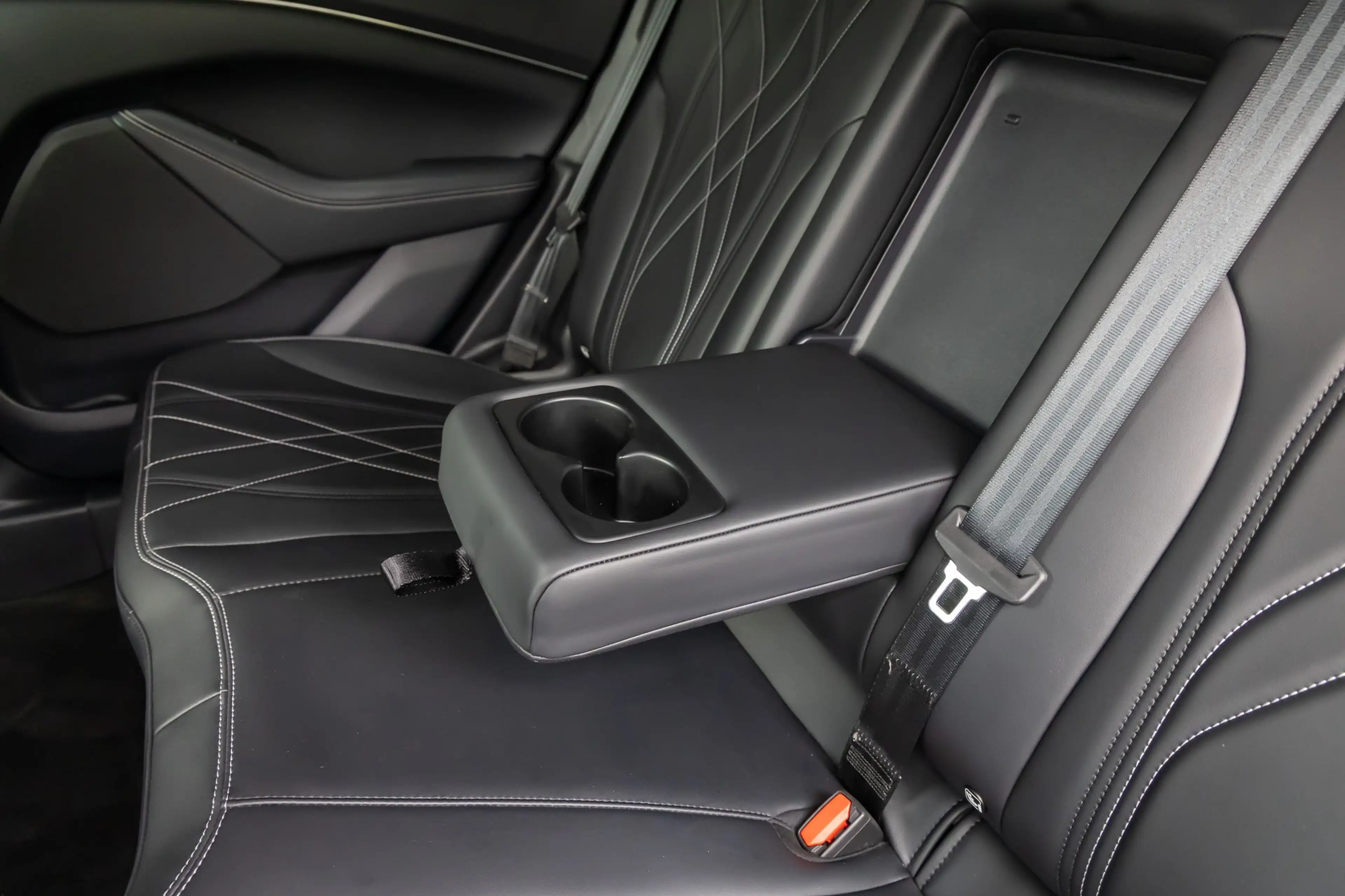 Ford Mustang Mach-E RWD 75 kWh | Leder | Camera | Adapt. Cruise | Stan — photo 9