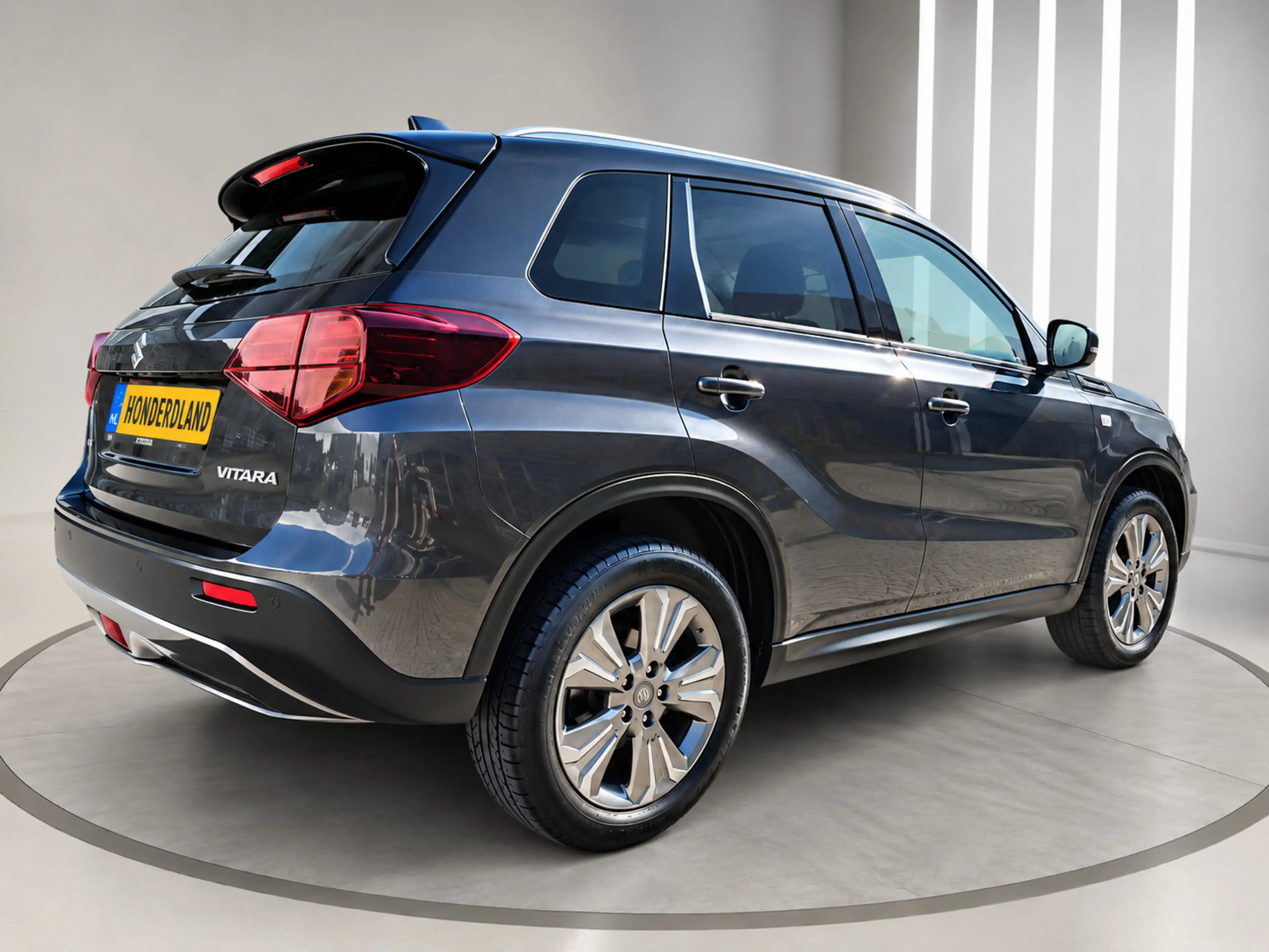 Suzuki Vitara 1.5 Hybrid Style All grip Automaat — photo 7