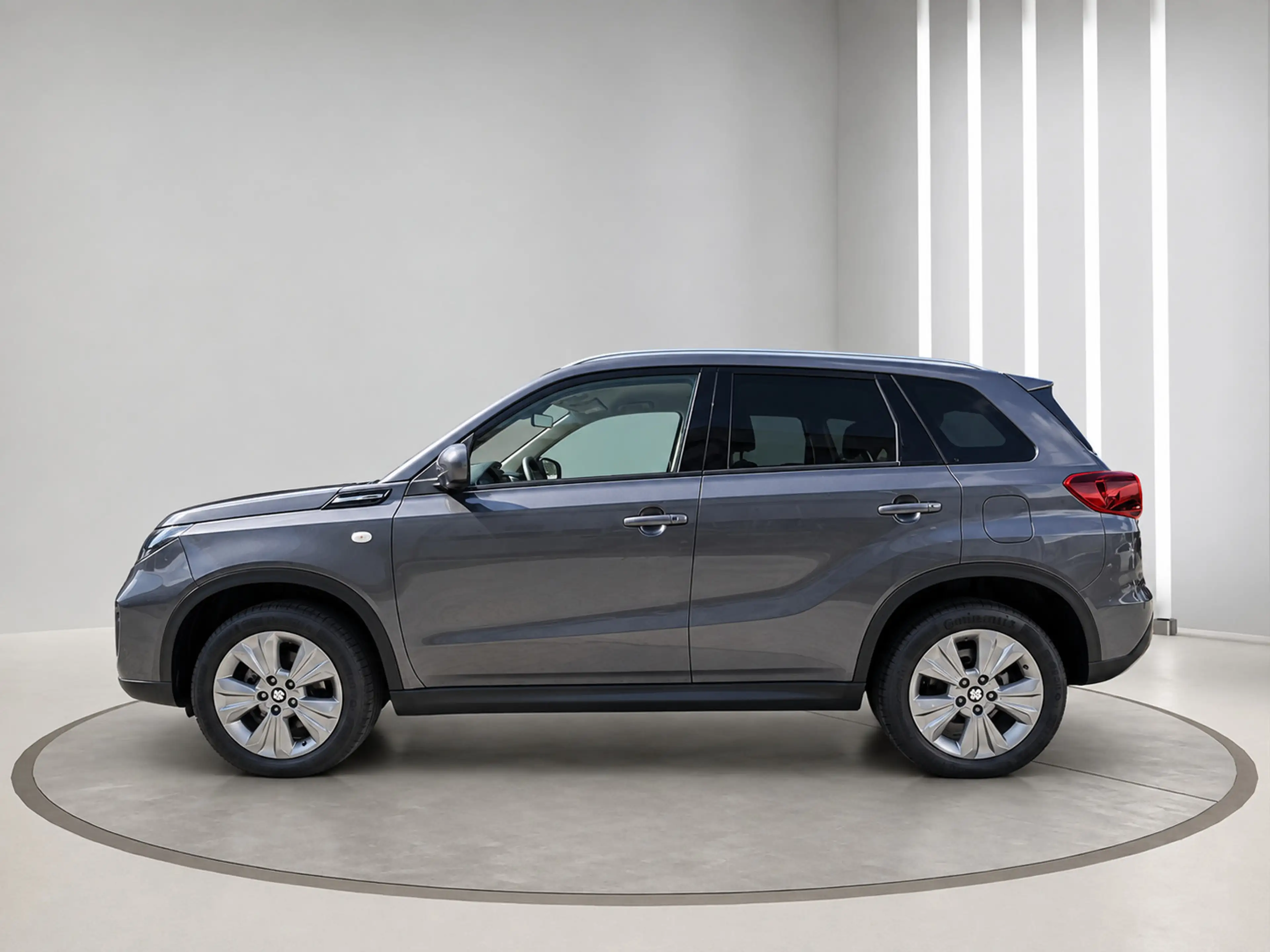 Suzuki Vitara 1.5 Hybrid Style All grip Automaat — photo 5