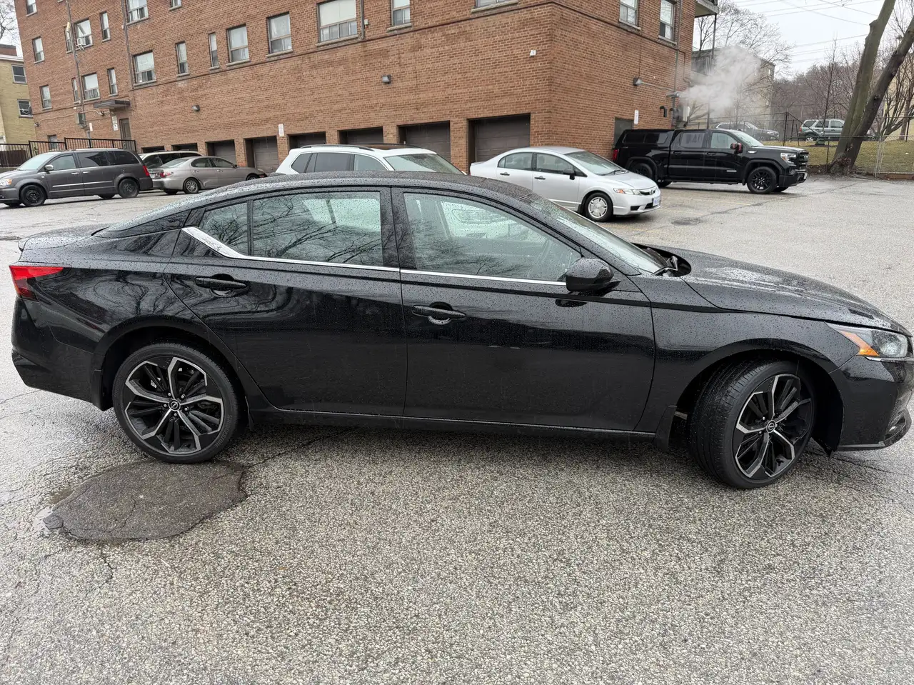 Nissan Altima снимка Nissan Altima