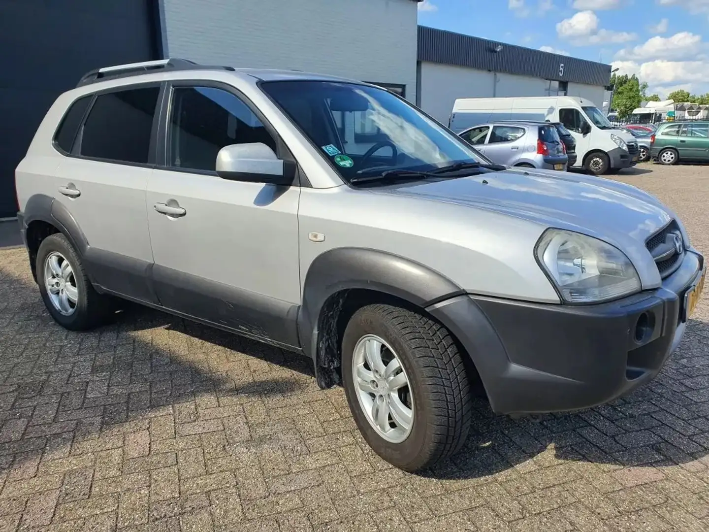 Hyundai TUCSON TUCSON 2.0i Dynamic Sense |AIRCO|LPG|EXPORT|2007 Brons - 2