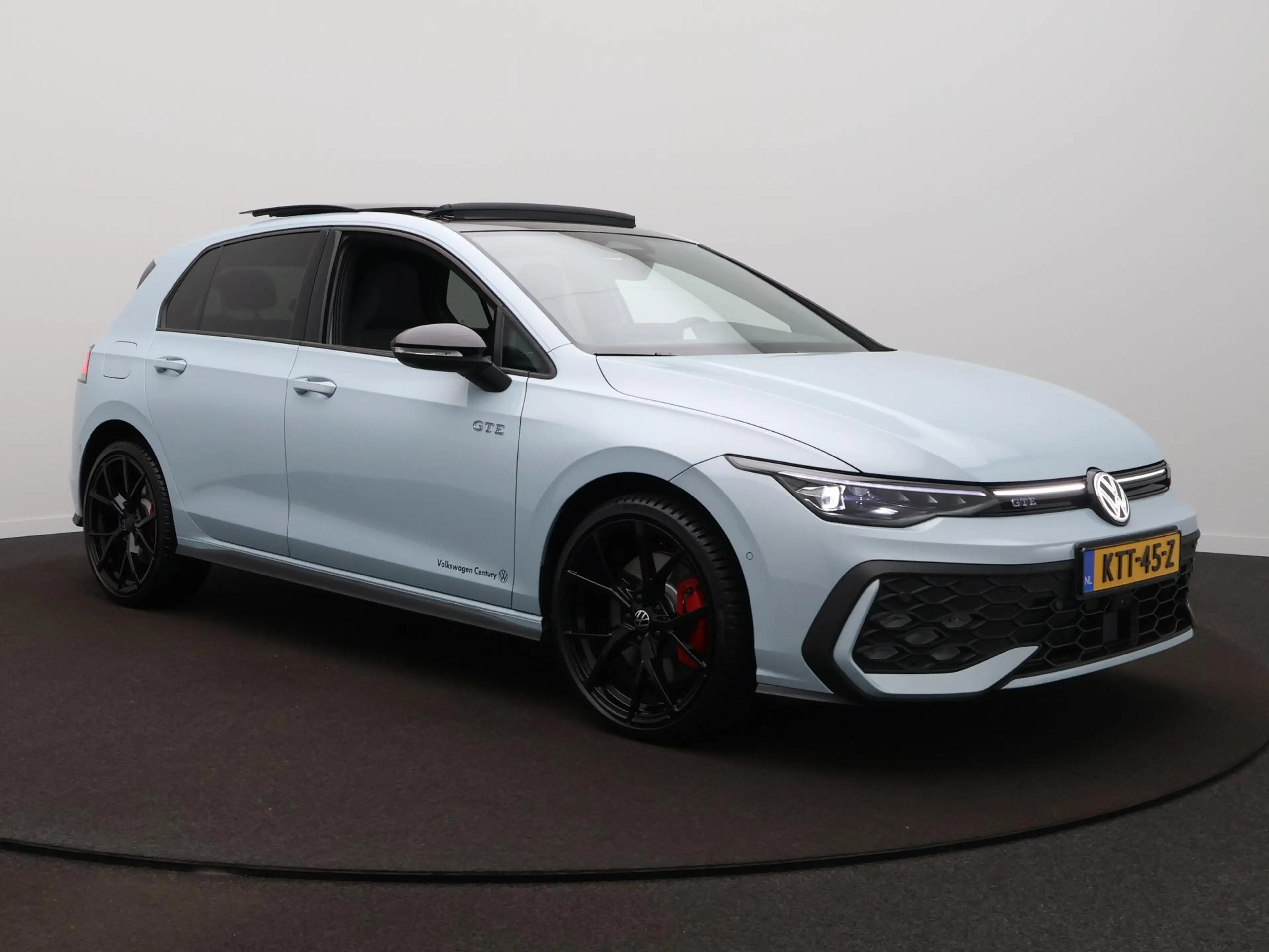 Volkswagen Golf GTE 1.5 eHybrid 200 kW / 272 PK Hatchback 6 versn. | P — photo 3