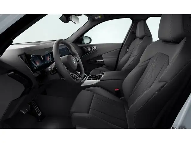 BMW X3 view 3