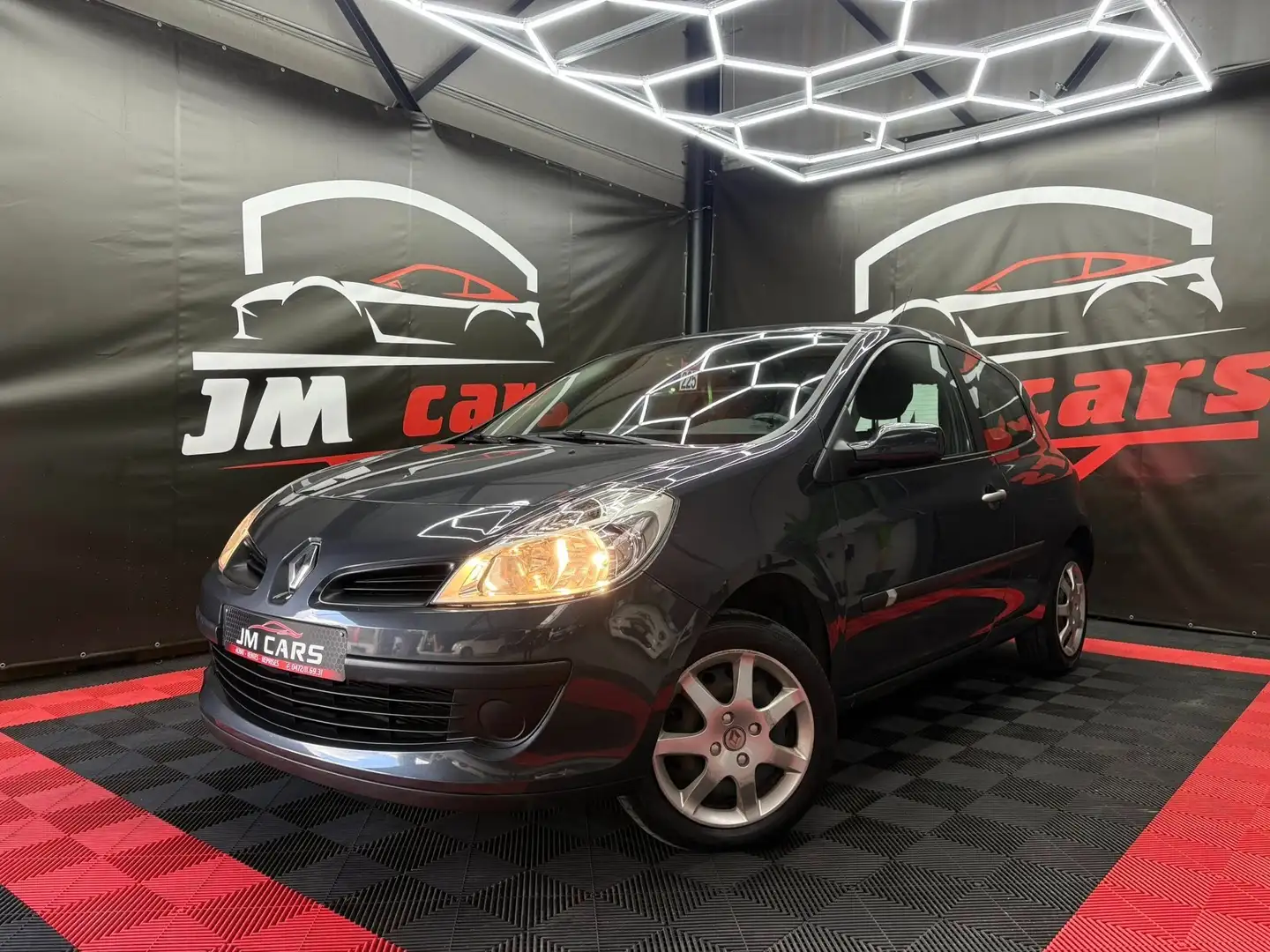 Renault Clio Clio 1.2i 16v Authentique Gris - 1