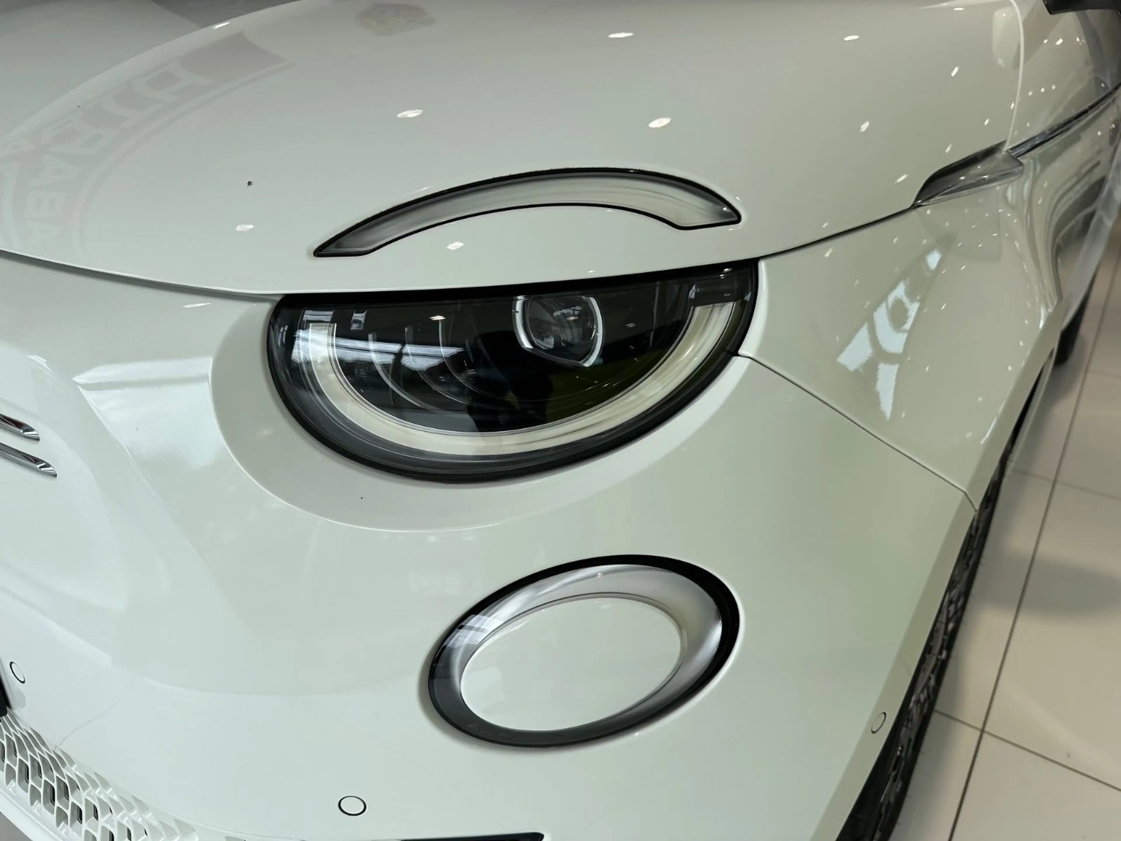 Fiat 500e 500 e la Prima by Bocelli Cabrio — photo 3