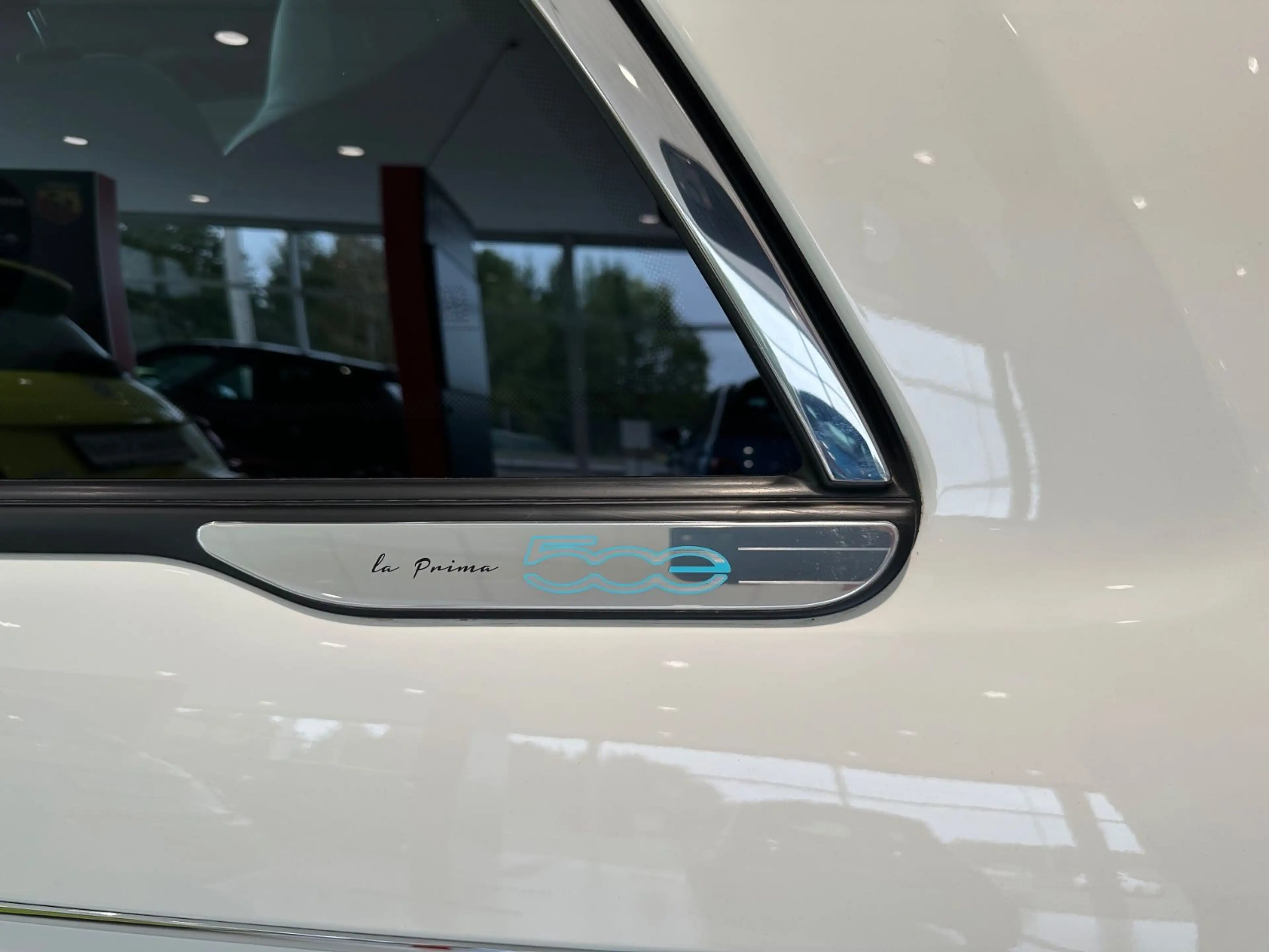Fiat 500e 500 e la Prima by Bocelli Cabrio — photo 7