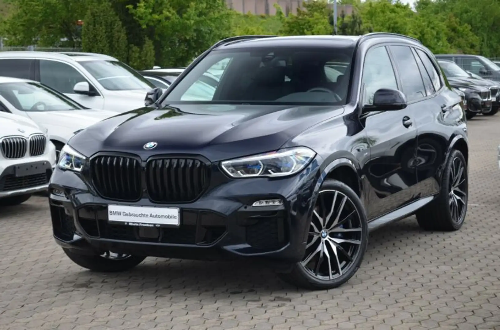 BMW X5 xDrive40i M Sport LiveCptProf.Laser.360°.Pano Schwarz - 2