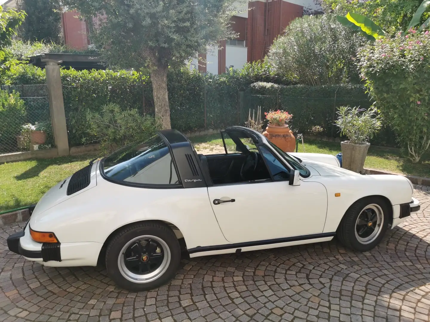 Porsche 911 targa 911sc 3000cc - 2