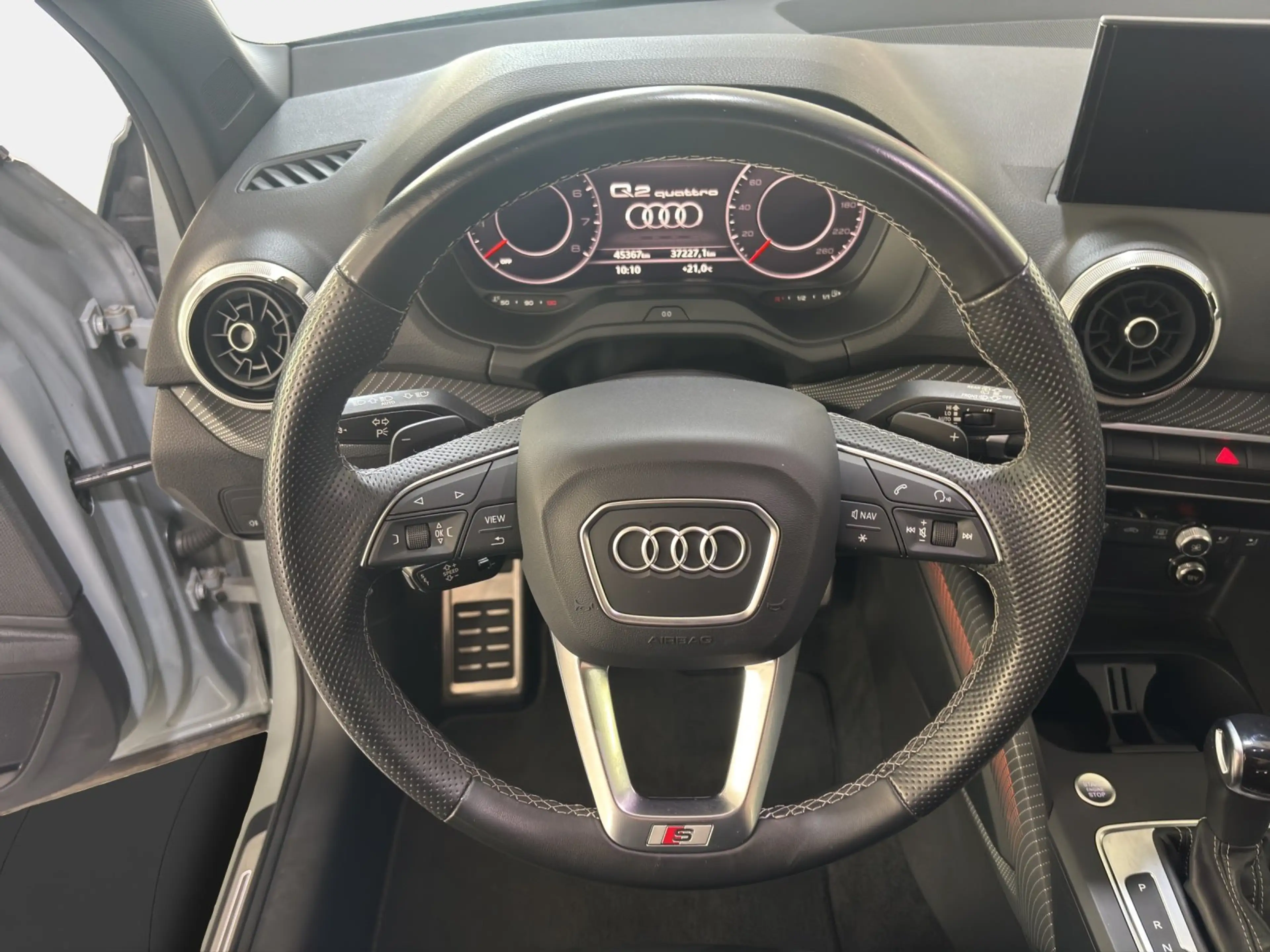Audi Q2 40 TFSI quattro S tronic S line | AHK | NAVI — photo 10