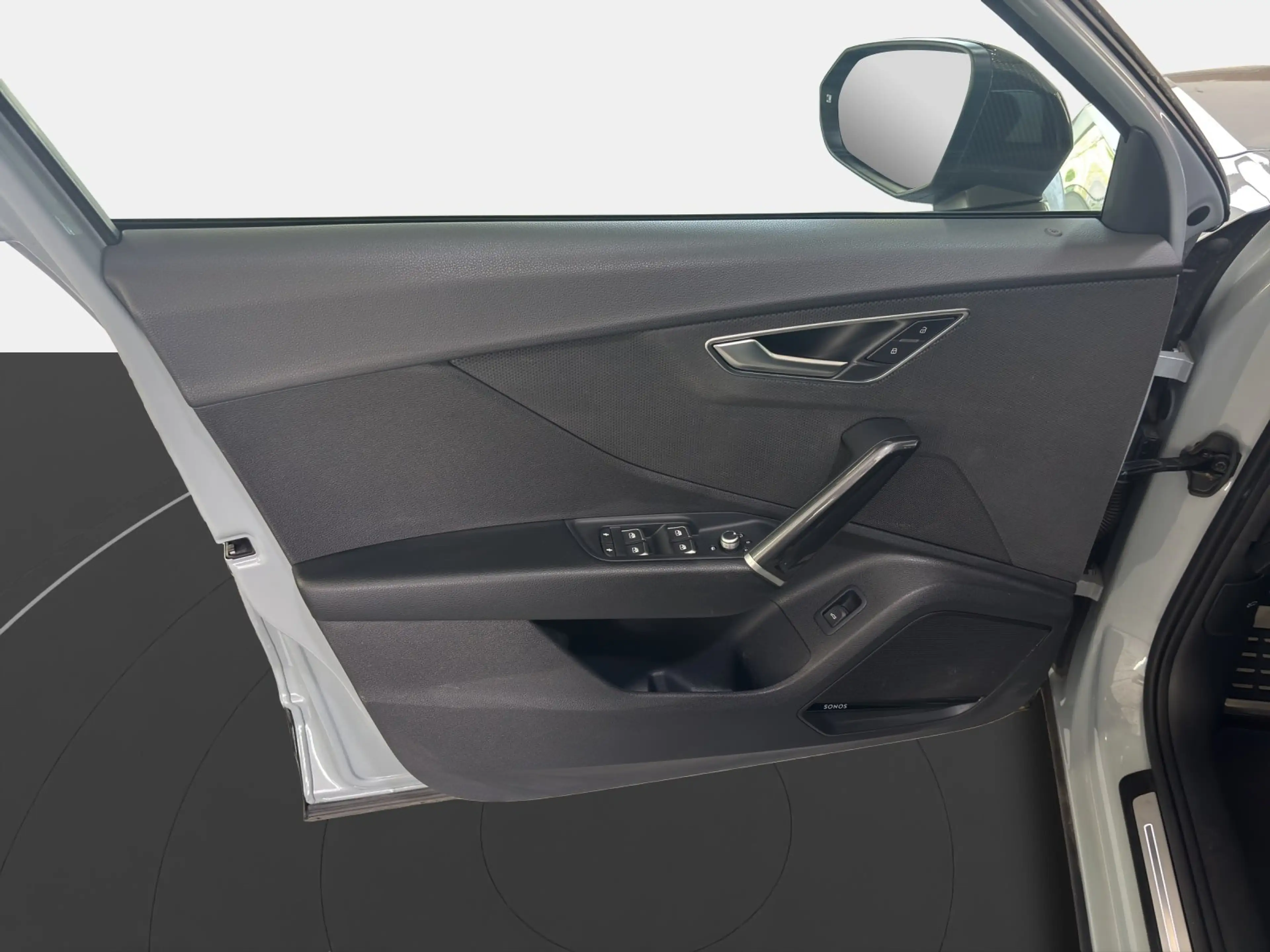 Audi Q2 40 TFSI quattro S tronic S line | AHK | NAVI — photo 11