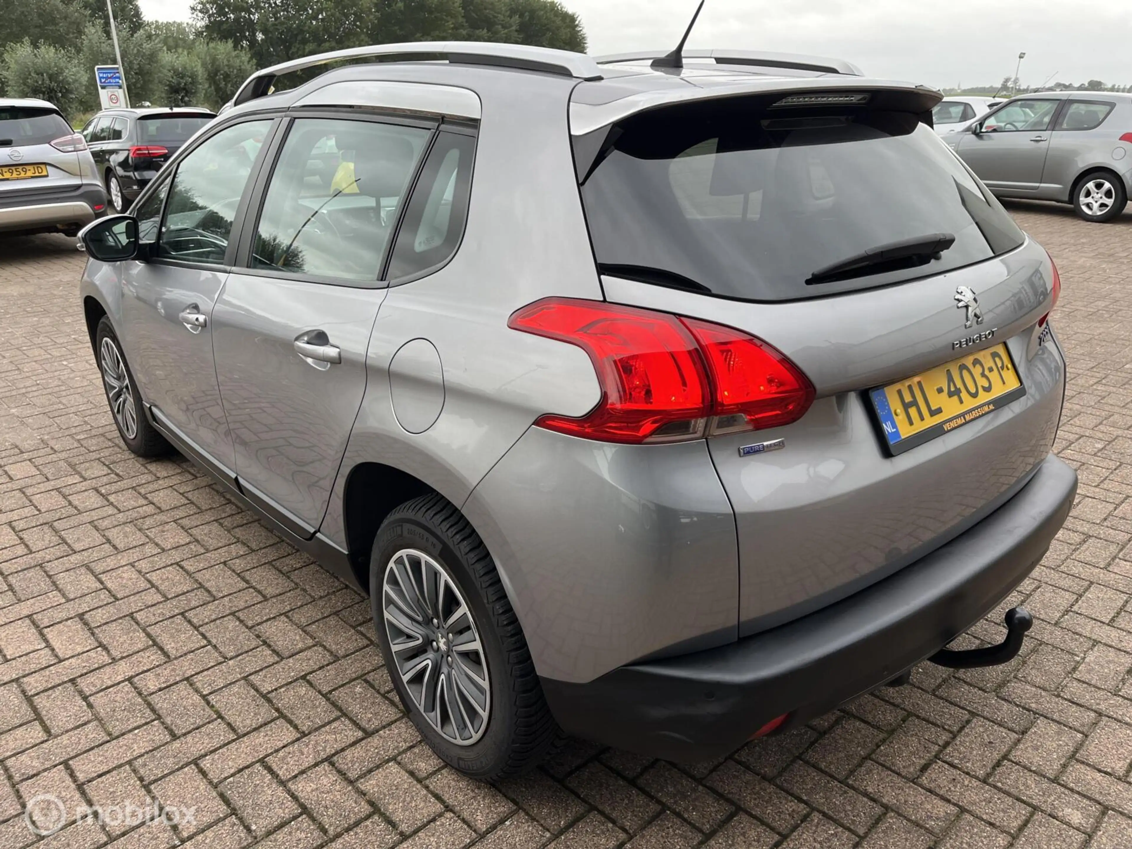 Peugeot 2008 1.2 PureTech Active automaat — photo 5