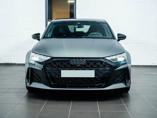 Audi RS3 Sportback quattro S tronic 294kW
