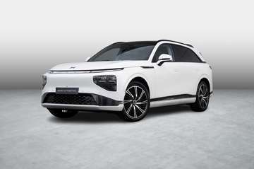 AWD Performance Launch Edition | Panoramisch Dak |