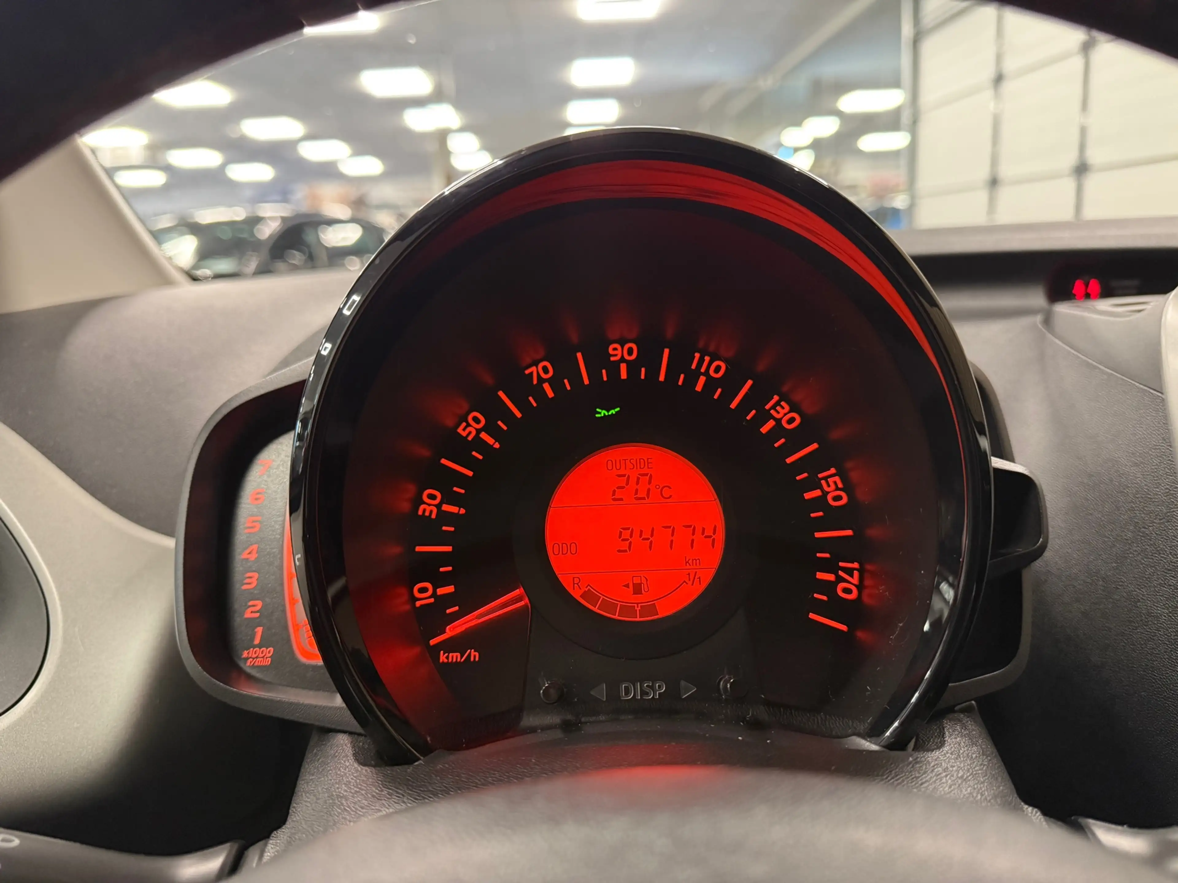 Toyota Aygo 1.0 VVT-i x-play * Navigatie / Camera / Airco / 5 — photo 15