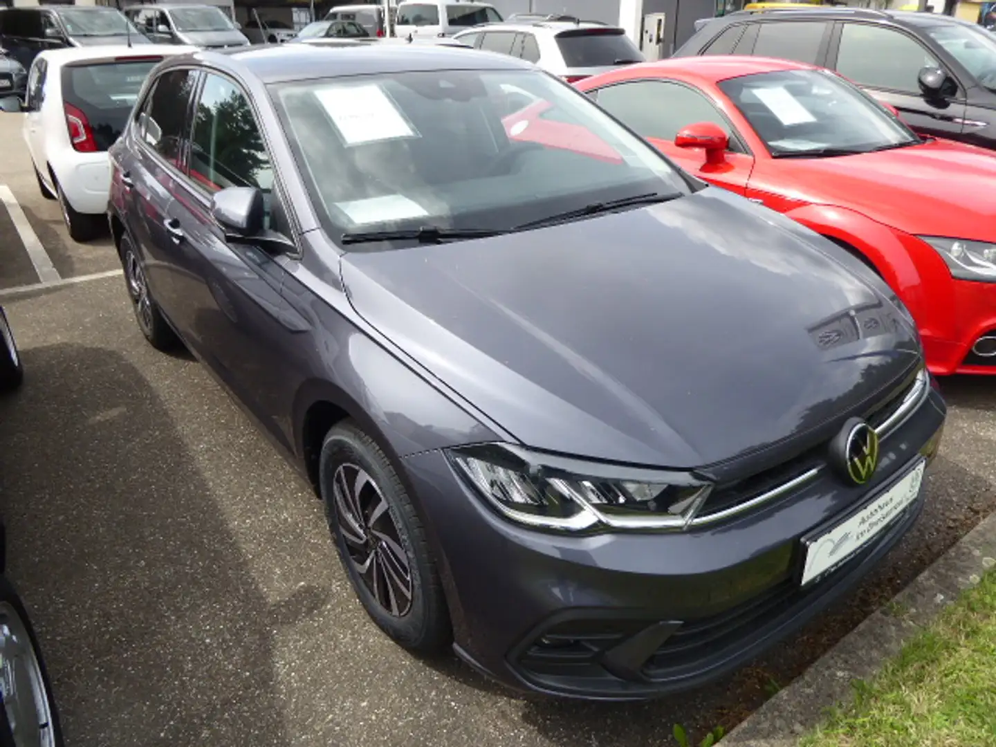 Volkswagen Polo Life Gris - 1