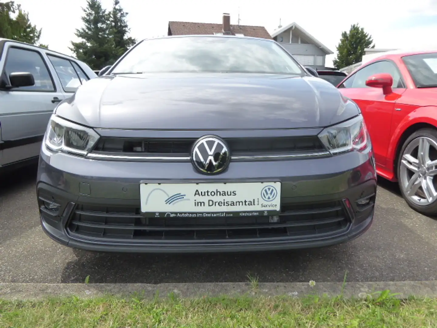 Volkswagen Polo Life Gris - 2