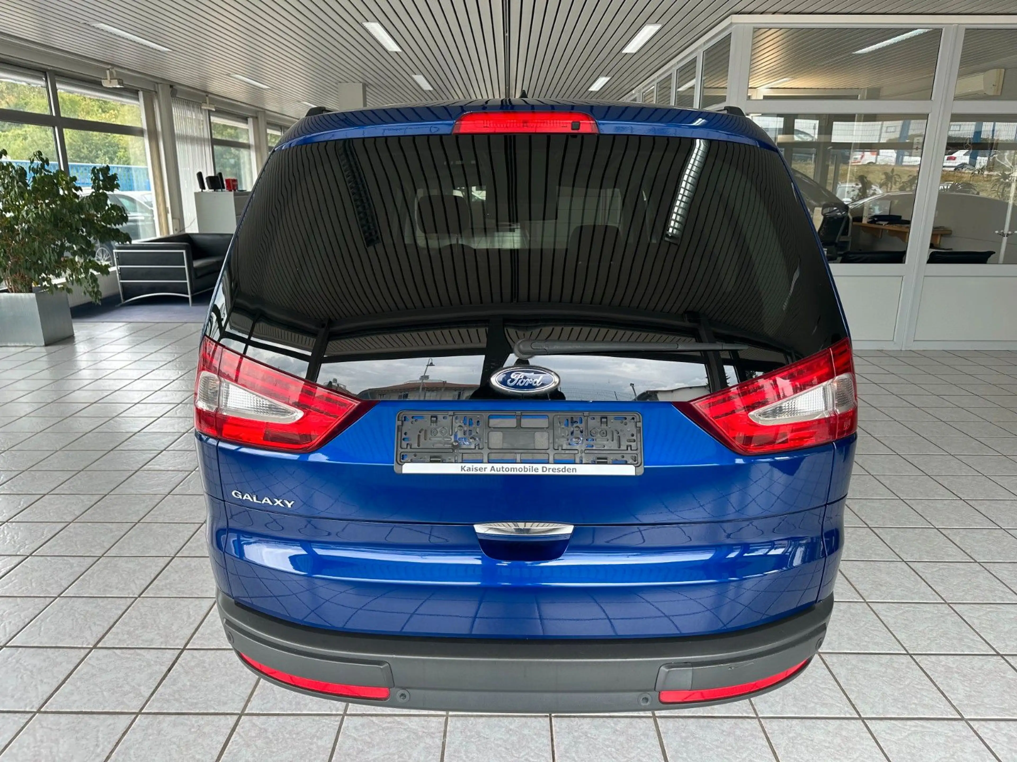Ford Galaxy Titanium*7-Sitze*PDC*SHZ*Klima*Tempo*LKA* — photo 6