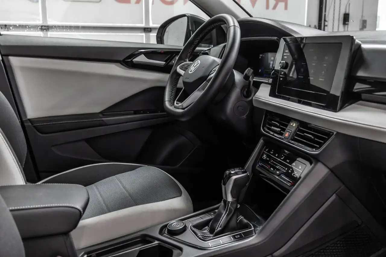 Volkswagen Taos снимка Volkswagen Taos