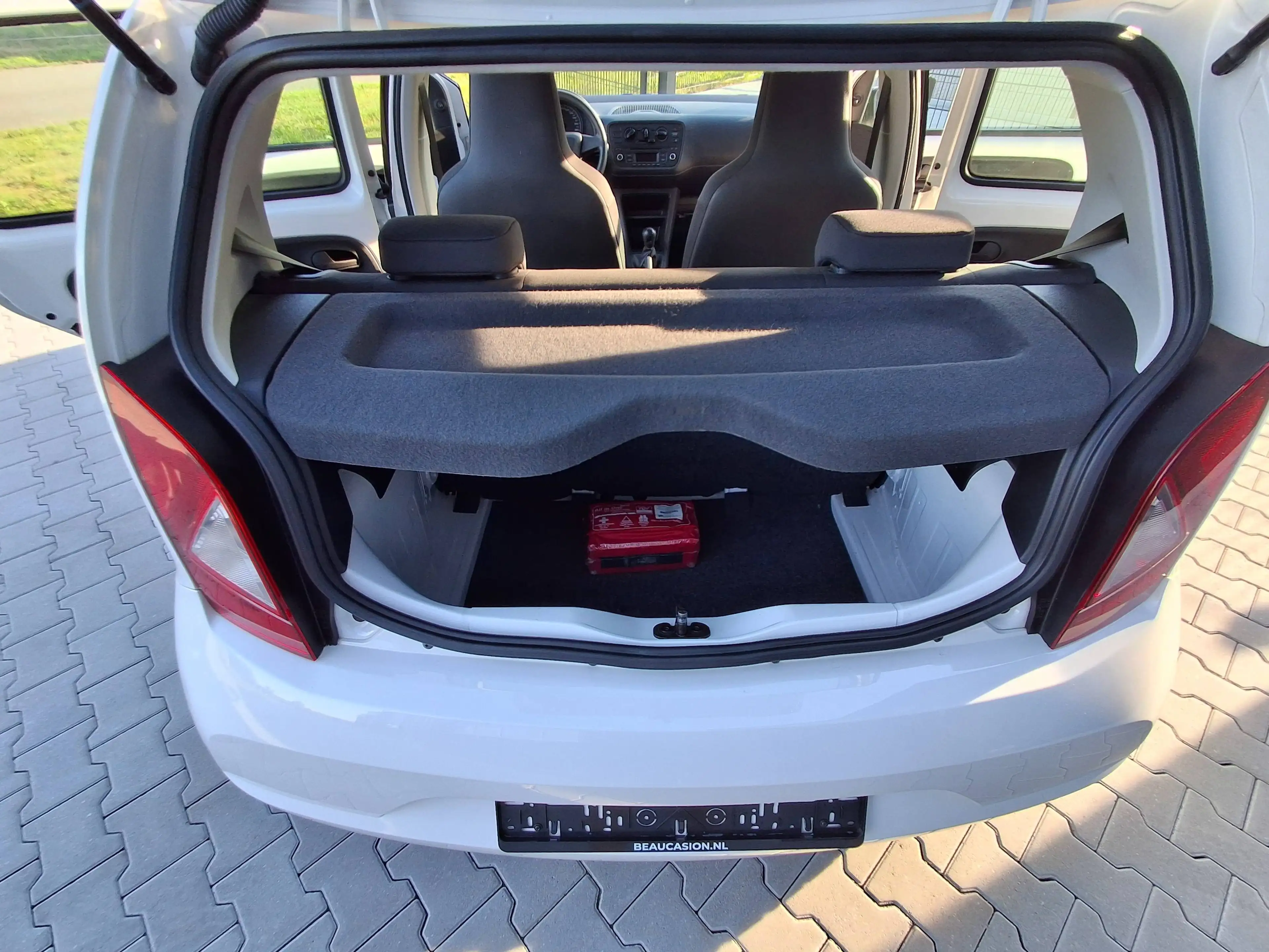 SEAT Mii 1.0 Reference — photo 11