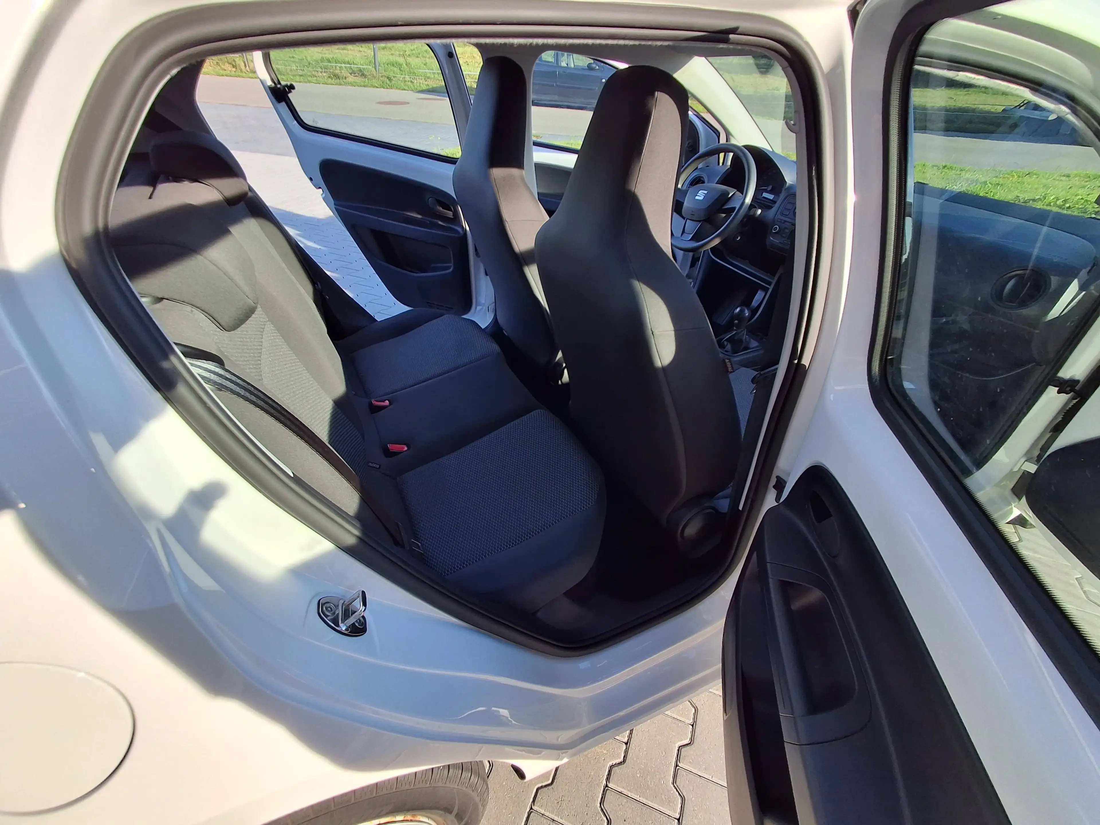 SEAT Mii 1.0 Reference — photo 12