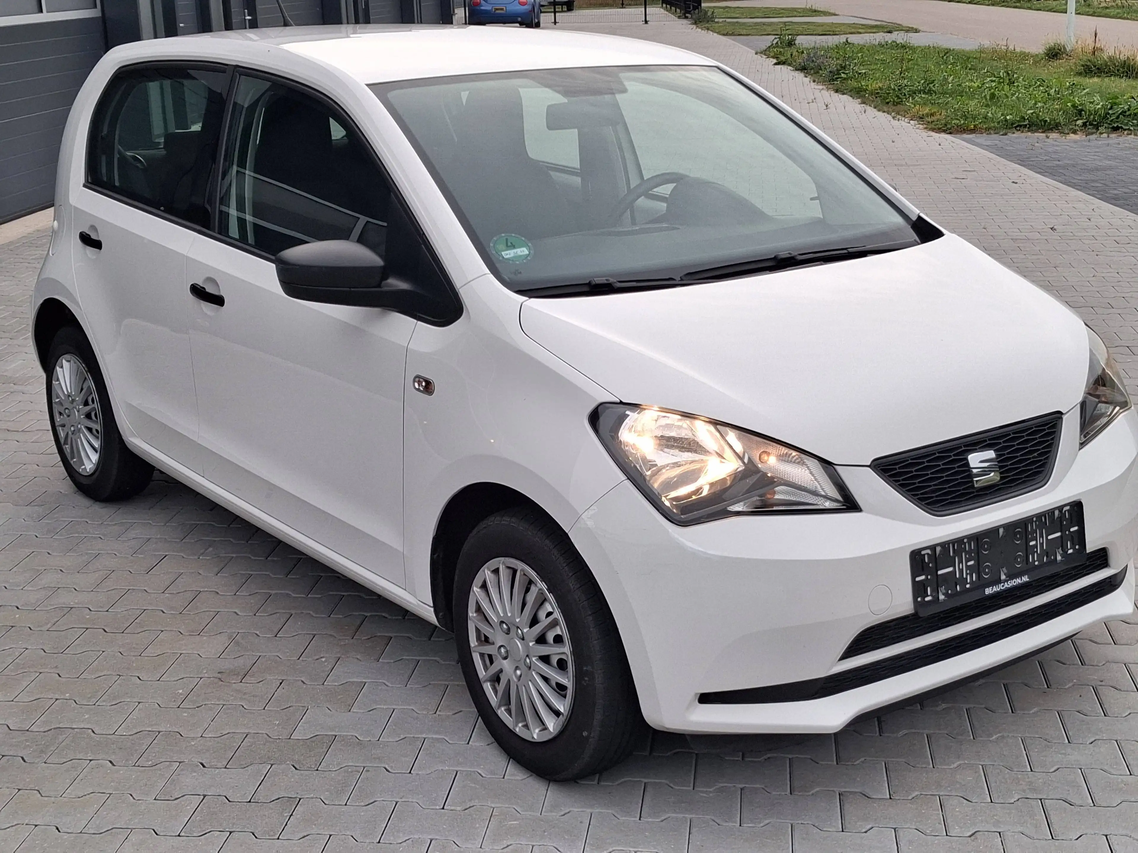 SEAT Mii 1.0 Reference — photo 8