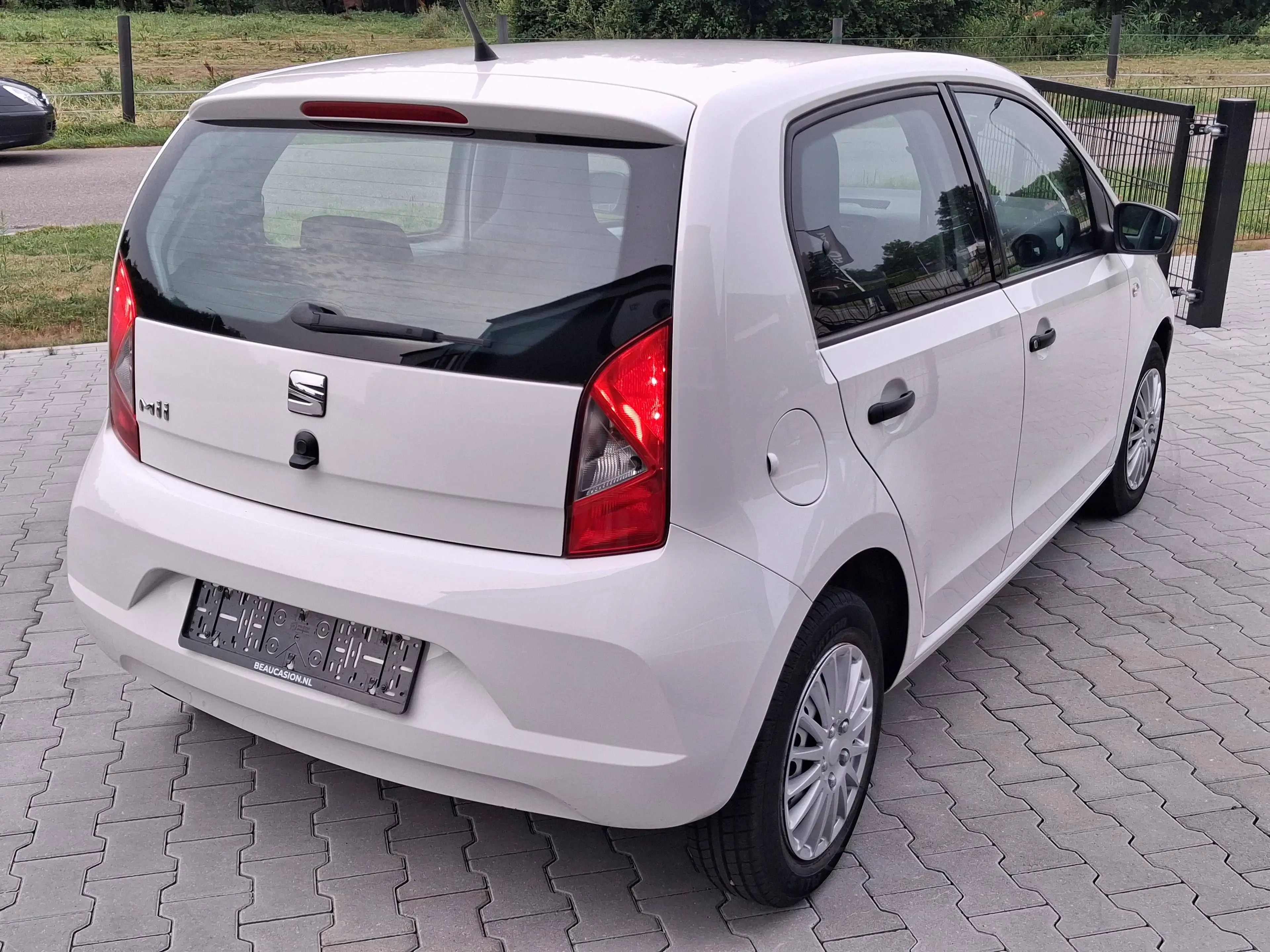 SEAT Mii 1.0 Reference — photo 6