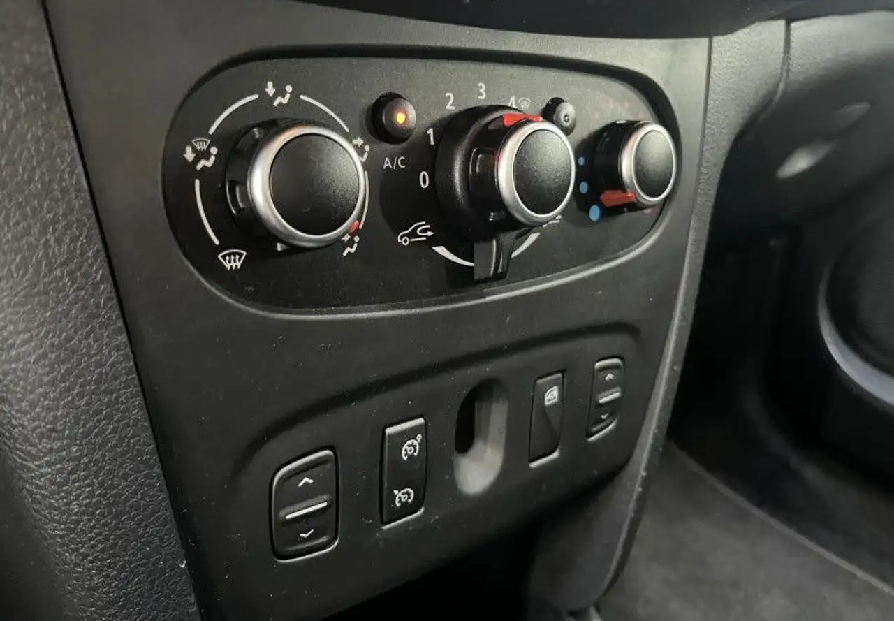 Dacia Sandero Sandero Stepway — photo 16