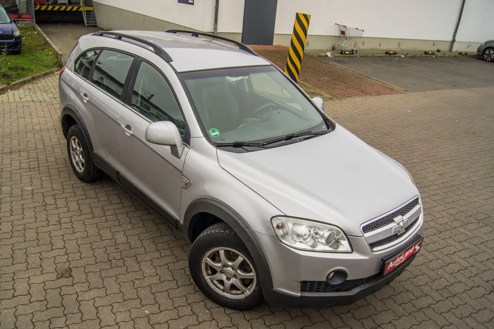 Chevrolet Captiva 2.4 LS 2WD 7-Sitzer+kein TÜV+NR71 Argintiu - 2