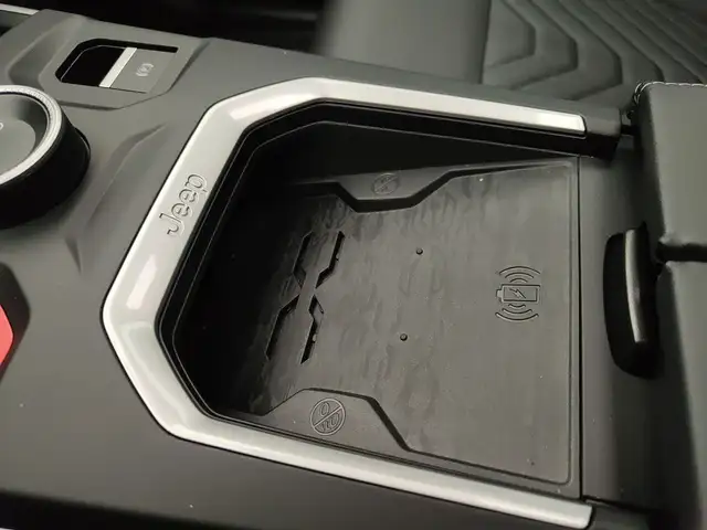 Jeep Compass view 19