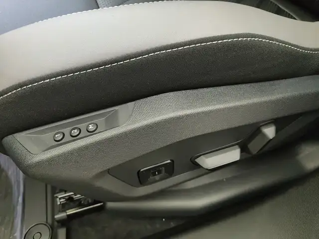 Jeep Compass view 25