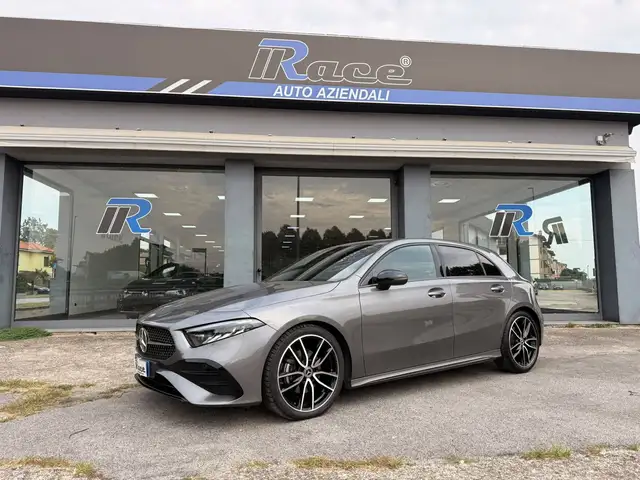 Mercedes-Benz A 200 PREMIUM RESTYLING VARI COLORI E ALLESTIMENTI DISPONIBILI