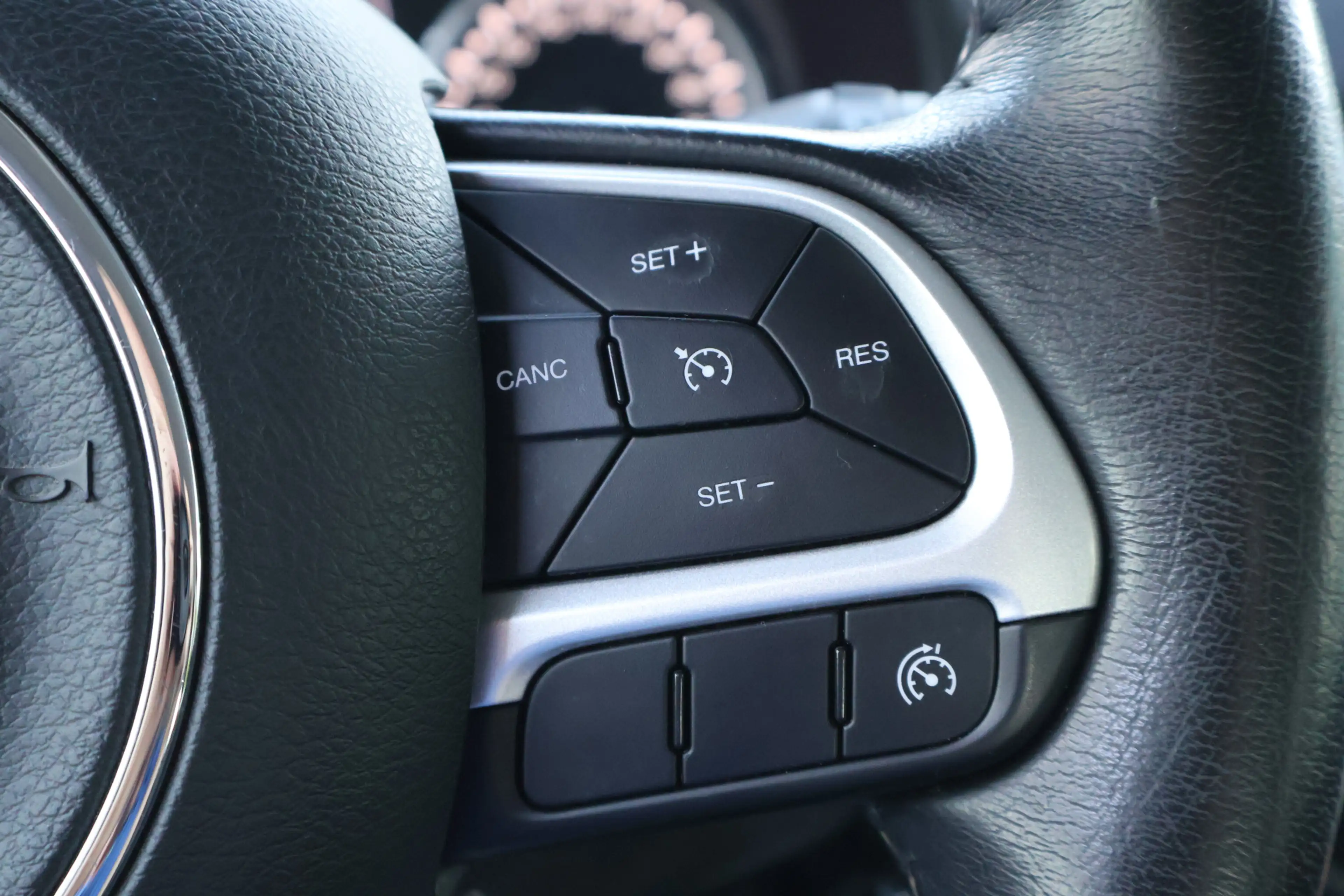 Jeep Renegade 1.4 MultiAir Longitude NL-auto / AUTOMAAT — photo 9