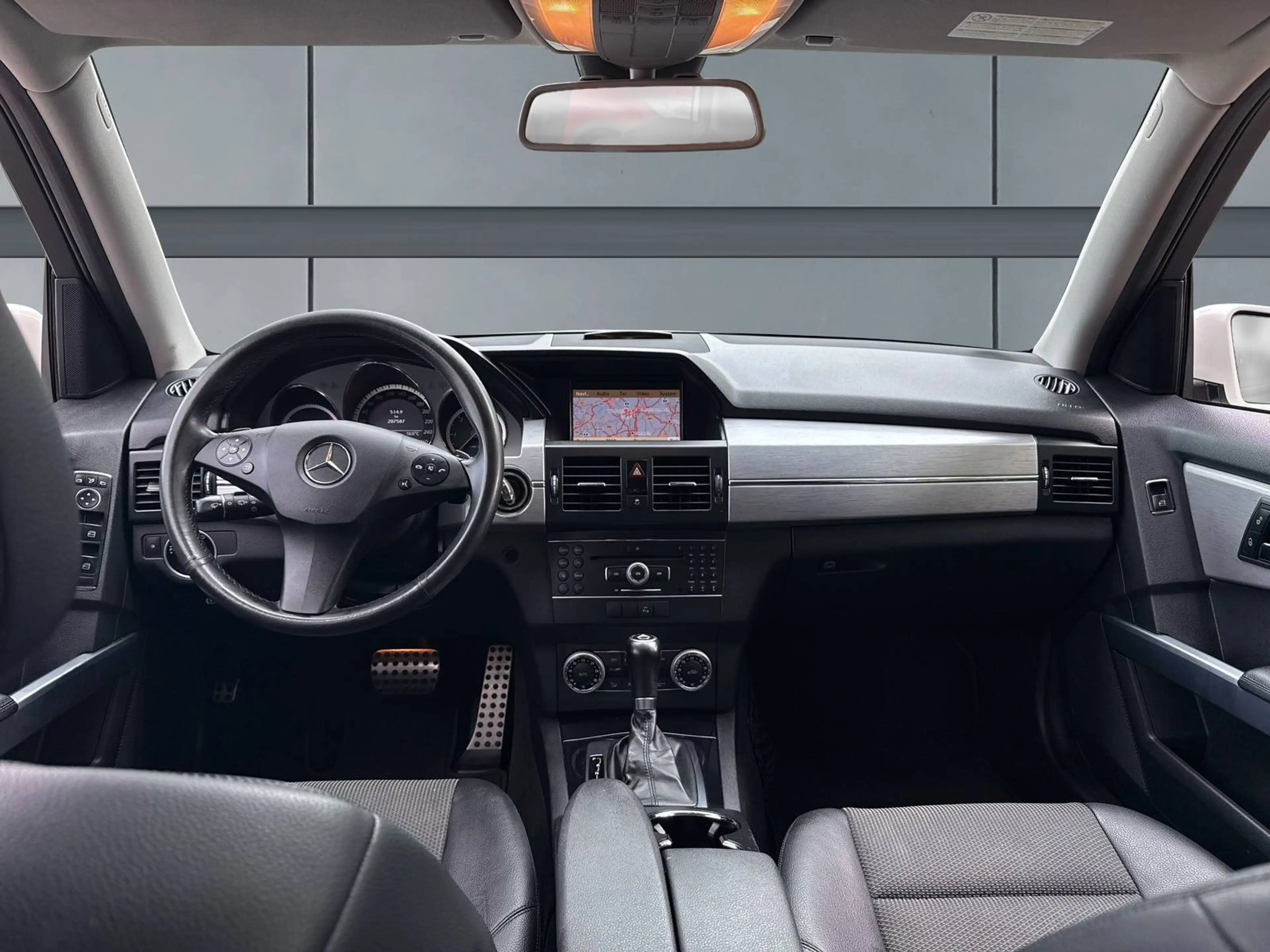 Mercedes-Benz GLK 250 AMG LINE 4Matic *TEMPOMAT*AHK*EINPARKHILFE*KAMERA* — photo 10