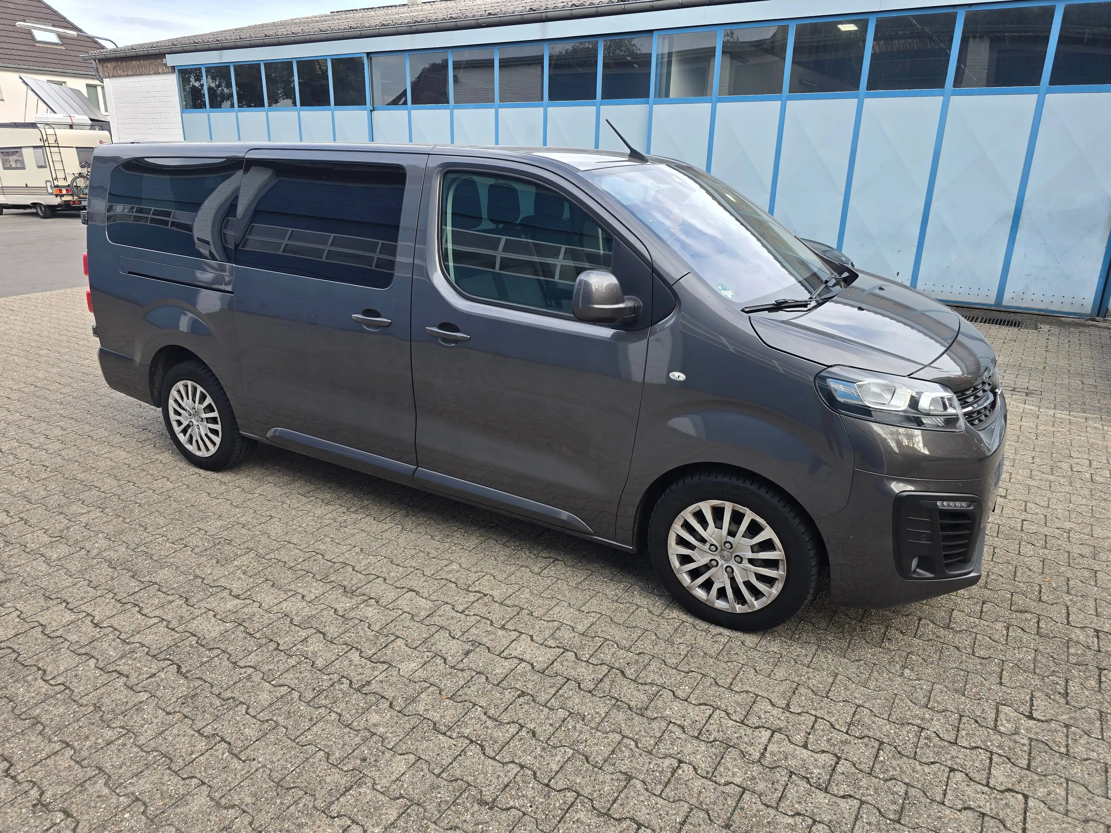 Opel Zafira Life Selection L (L3) — photo 2