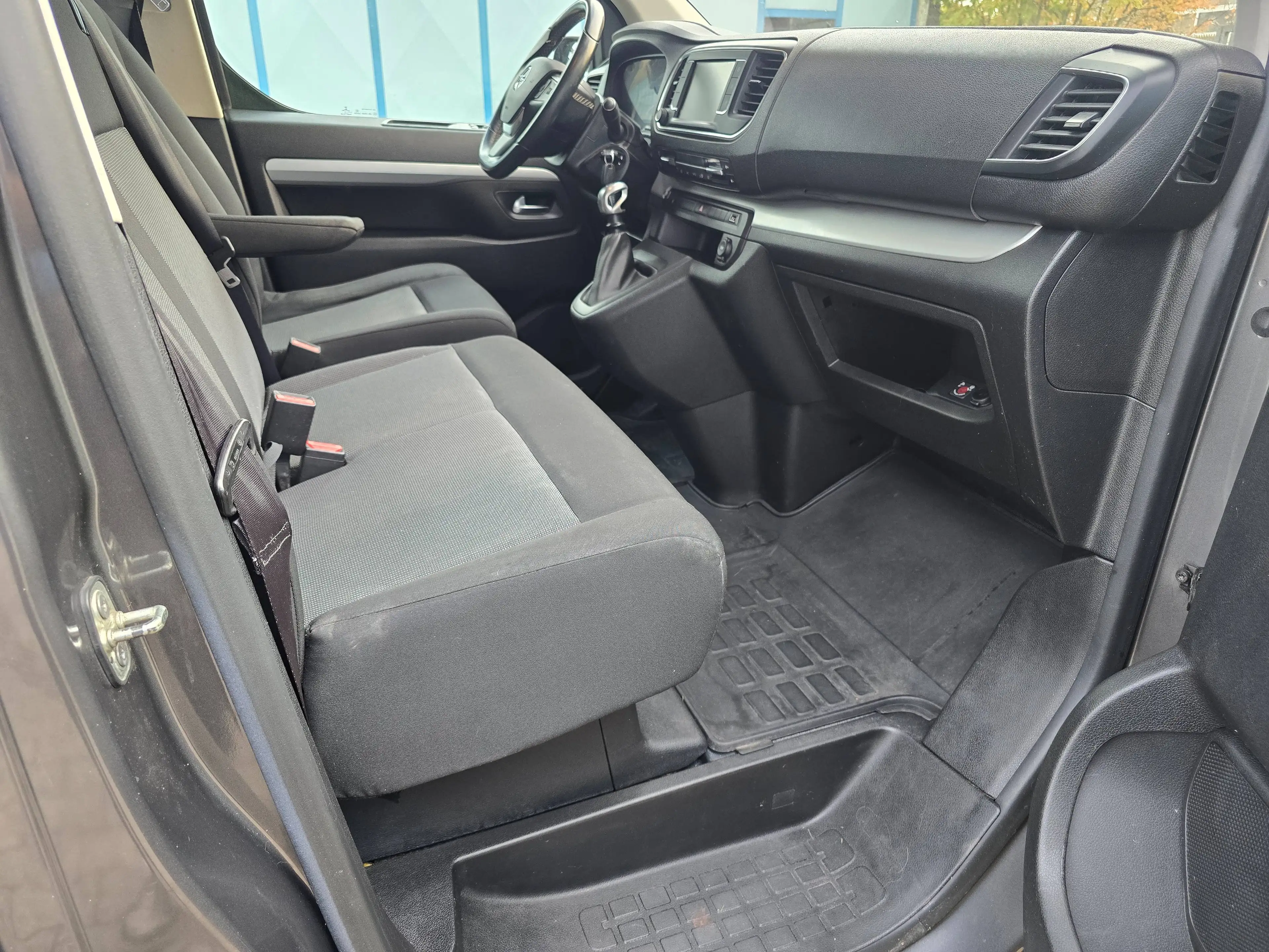 Opel Zafira Life Selection L (L3) — photo 11