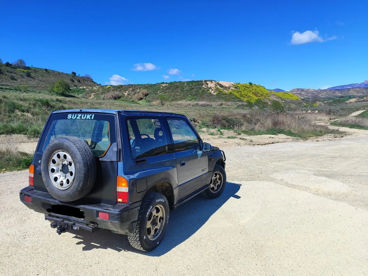 Suzuki Vitara 1.6 Techo Metálico Lujo - 2