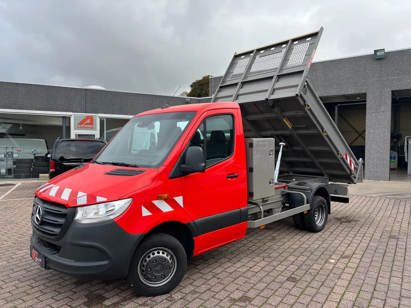 Mercedes-Benz Sprinter 514 KIPPER+KOFFER (24.250€ex)MTM 7 T SL 3.5 T Rood - 2